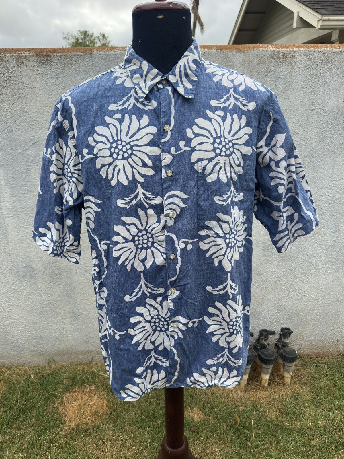 Reyn Spooner Reyn Spooner Phil Edwards Hawaiian Print Blue/White Men's XL Size US XL / EU 56 / 4 - 1 Thumbnail