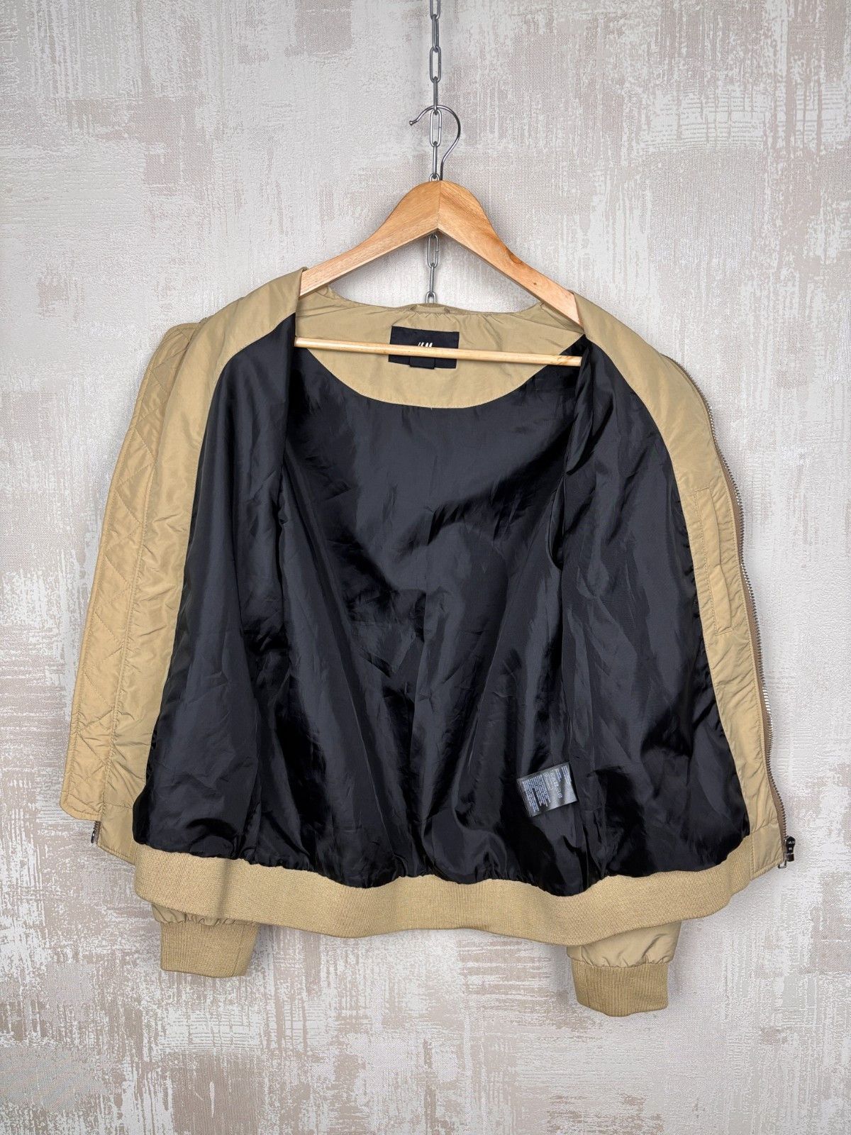 H&M × The Weeknd The Weeknd x H&M XO Bomber Jacket Size US S / EU 44-46 / 1 - 15 Thumbnail