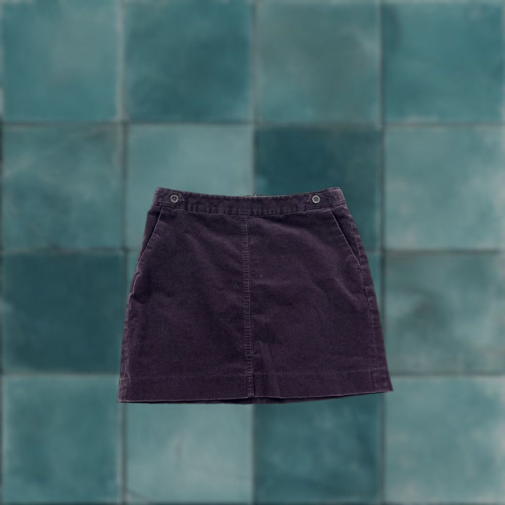 Banana Republic Banana Republic Skirt Womens 6 Purple Corduroy Mini Casual Pockets Zip Buttons Fall Winter Size 28" / US 6 / IT 42 - 1 Thumbnail