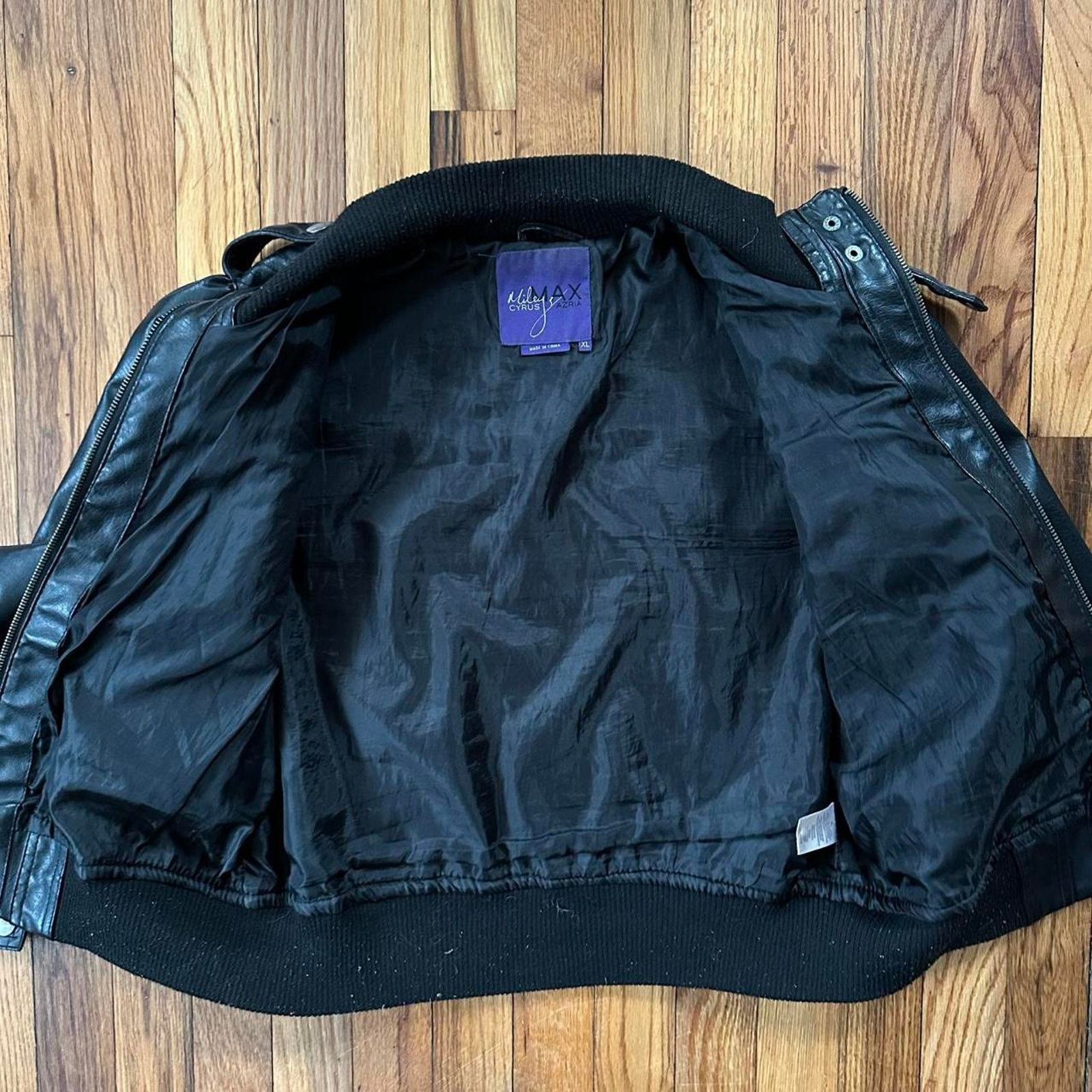 Bcbgmaxazria Miley Cyrus Max Azria Faux Leather Jacket Full Zip size XL Size XL / US 12-14 / IT 48-50 - 4 Thumbnail