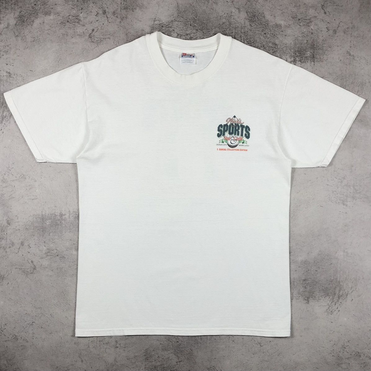 Vintage 2000 Nicks Sports Bar Grill 5th Annual Collectors Edition T Size US L / EU 52-54 / 3 - 4 Thumbnail