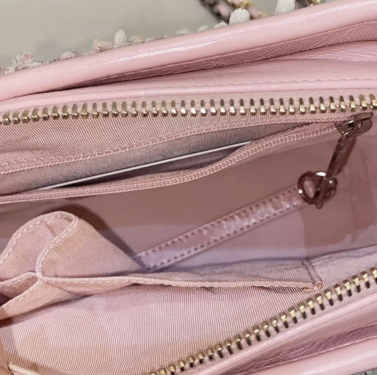 Chanel Chanel Gabrielle Small Tweed Hobo Pink Leather Bag 2019 Size ONE SIZE - 8 Thumbnail