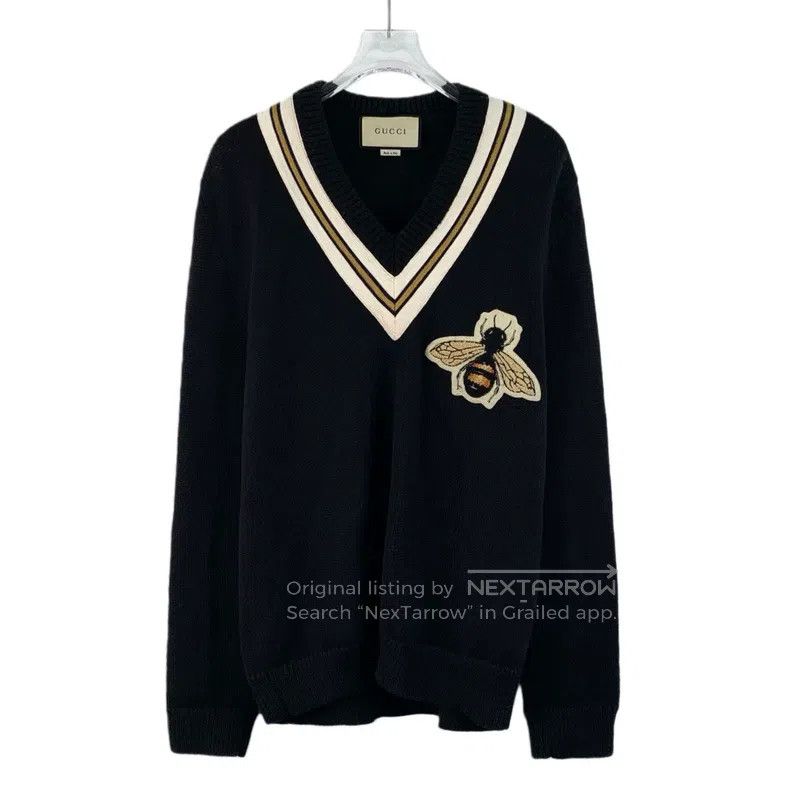 Gucci Gucci Black bee embroidered wool V-neck long-sleeved sweat Size US M / EU 48-50 / 2 - 1 Thumbnail