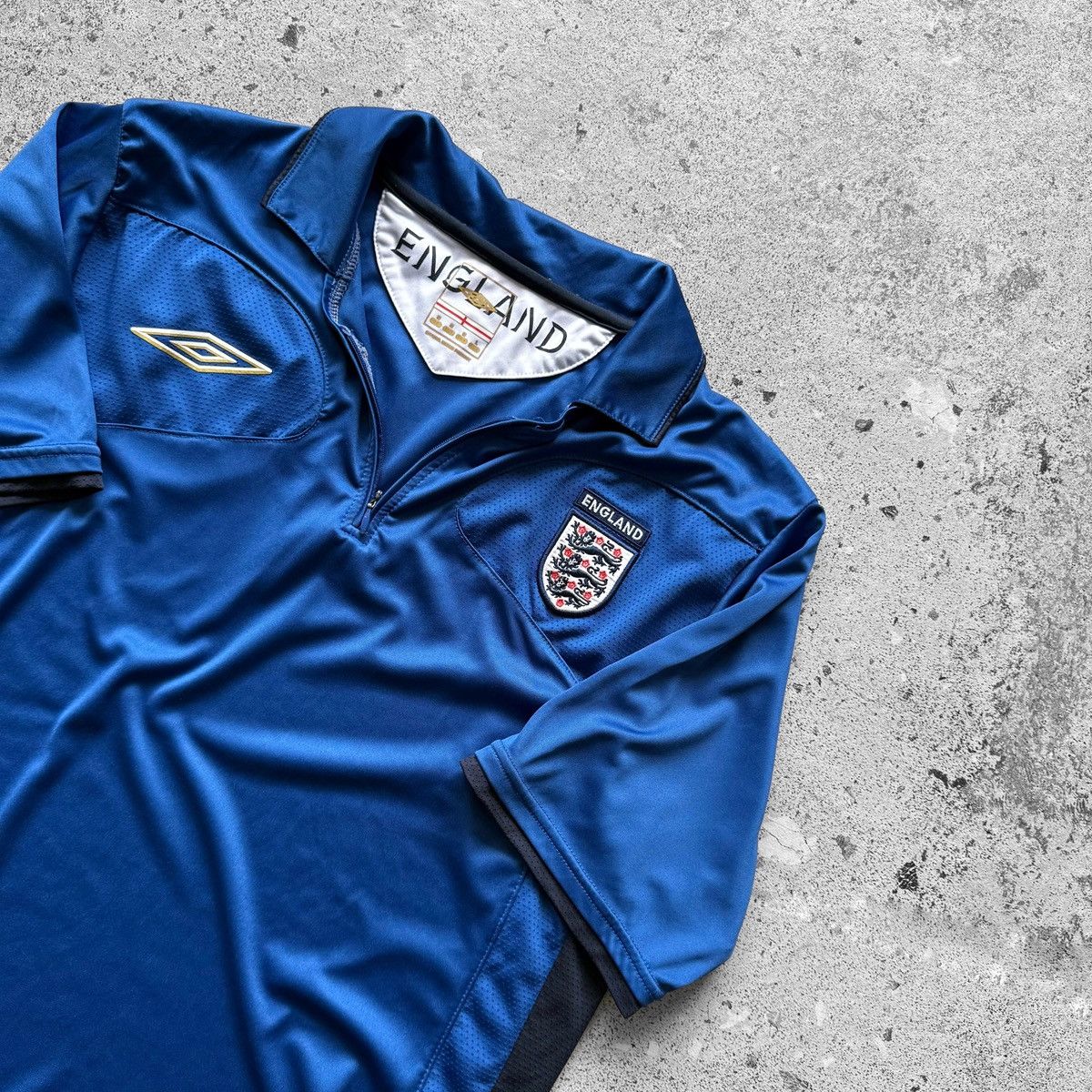 Umbro Umbro England Mens Vintage 00s Training Jersey Polo Blue Size US M / EU 48-50 / 2 - 3 Thumbnail