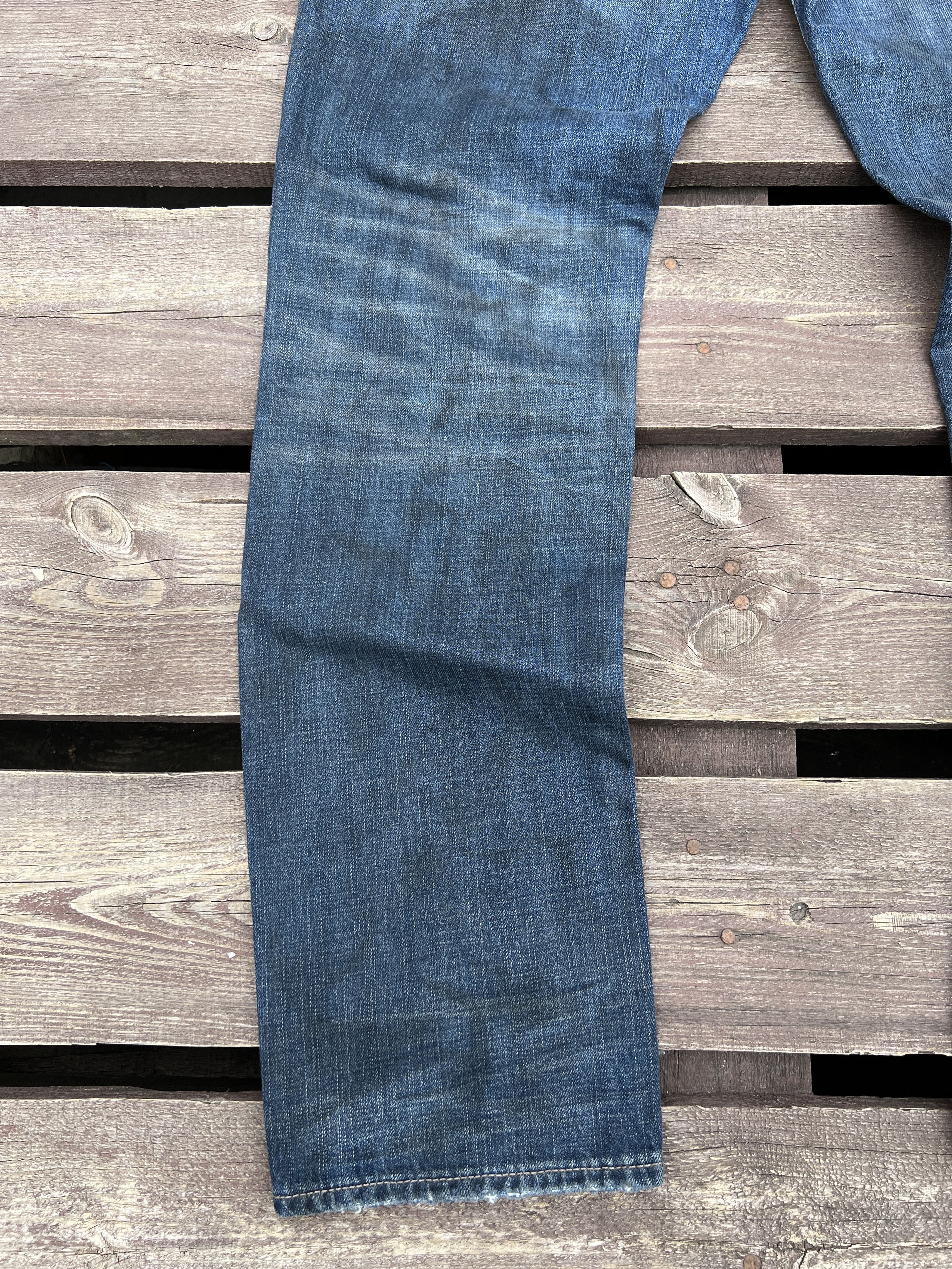 True Religion True Religion Rocco Relaxed Skinny Vintage Distressed jeans Size US 32 / EU 48 - 3 Thumbnail