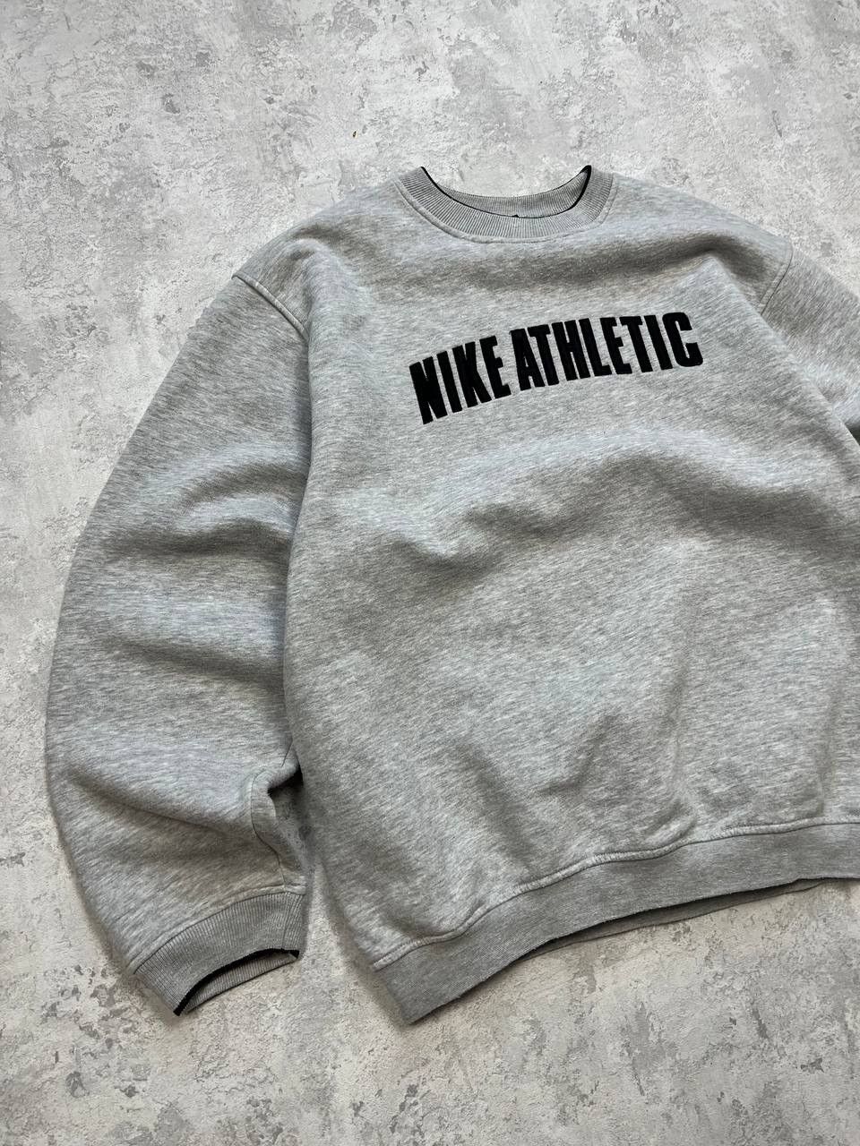 Nike Vintage Nike Athletic Sweatshirt Embroidered Big Logo Size US L / EU 52-54 / 3 - 2 Thumbnail