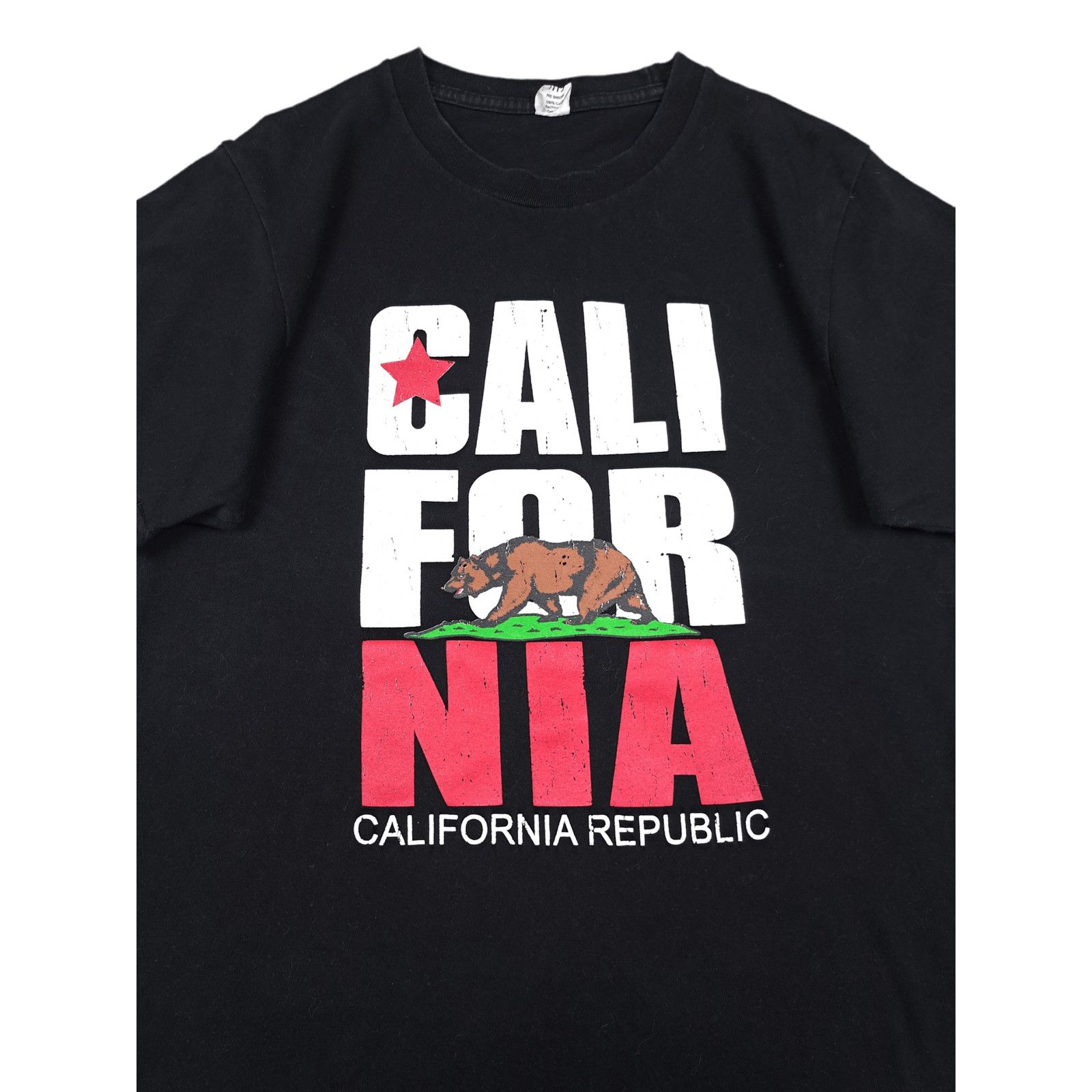 California Republic × Vintage Y2K California Republic Bear Crazy Shirts T-Shirt Size M Size US M / EU 48-50 / 2 - 3 Thumbnail