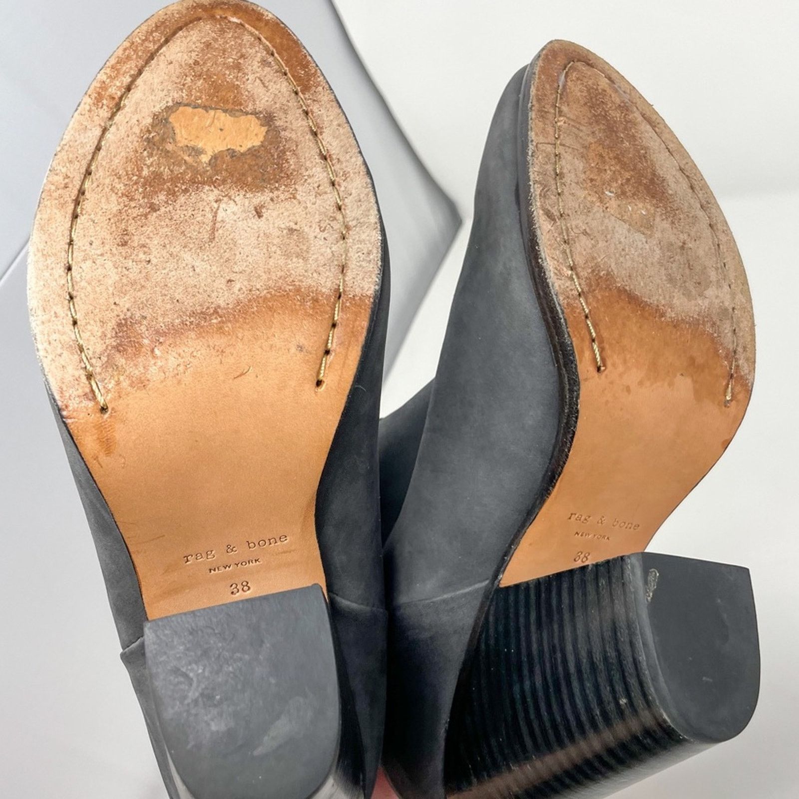 Rag & Bone rag & bone Charcoal Suede Bootie, EUC, Size 8, MSRP $545 Size US 8 / IT 38 - 7 Thumbnail