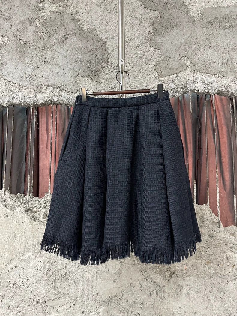 Dior DiorSkirt 2503-Nextarrow Size 24" / US 00 / IT 34 - 2 Thumbnail