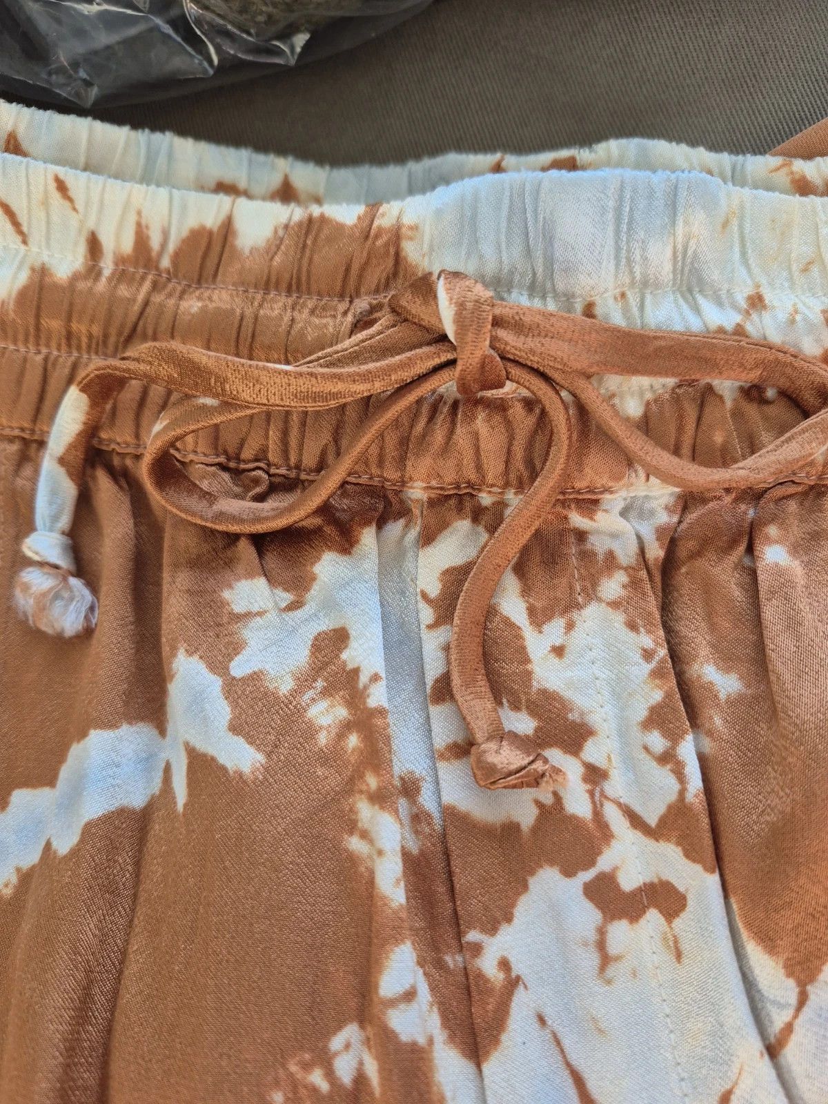 Young Fabulous & Broke YFB Pants Satin Copper Print Wide Leg Pull On Gift Party Size 28" / US 6 / IT 42 - 6 Thumbnail