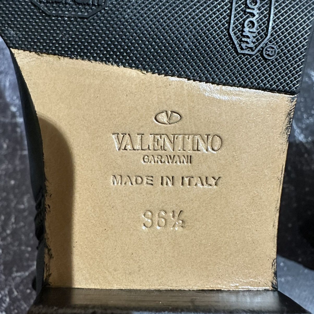 Valentino Valentino Garavani Women’s Leather Boots size 36.5 Size US 6.5 / IT 36.5 - 13 Thumbnail