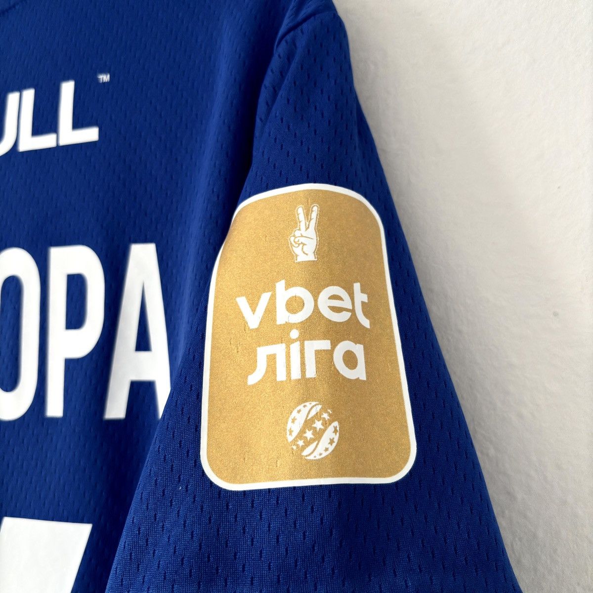 New Balance 2022 2023 Dynamo Kyiv Ukraine Poland Kedziora Soccer Jersey Size US M / EU 48-50 / 2 - 5 Thumbnail