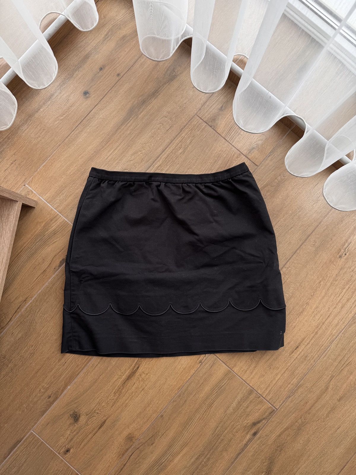 Valentino × Vintage Red Valentino Luxury Black Skirt Size 26" / US 2 / IT 38 - 1 Thumbnail