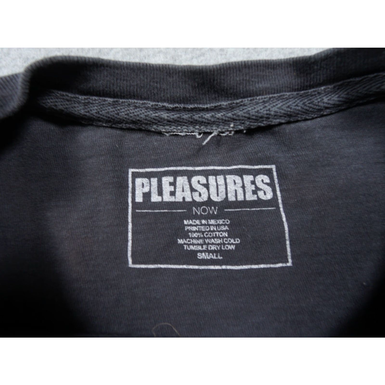 Pleasures Pleasures Shirt Mens Small Black Faded Graphic Tee Streetwear Crewneck Adult Shirt Mens Small Black Graphic Tee Streetwear Crewneck Adult Size US S / EU 44-46 / 1 - 5 Thumbnail