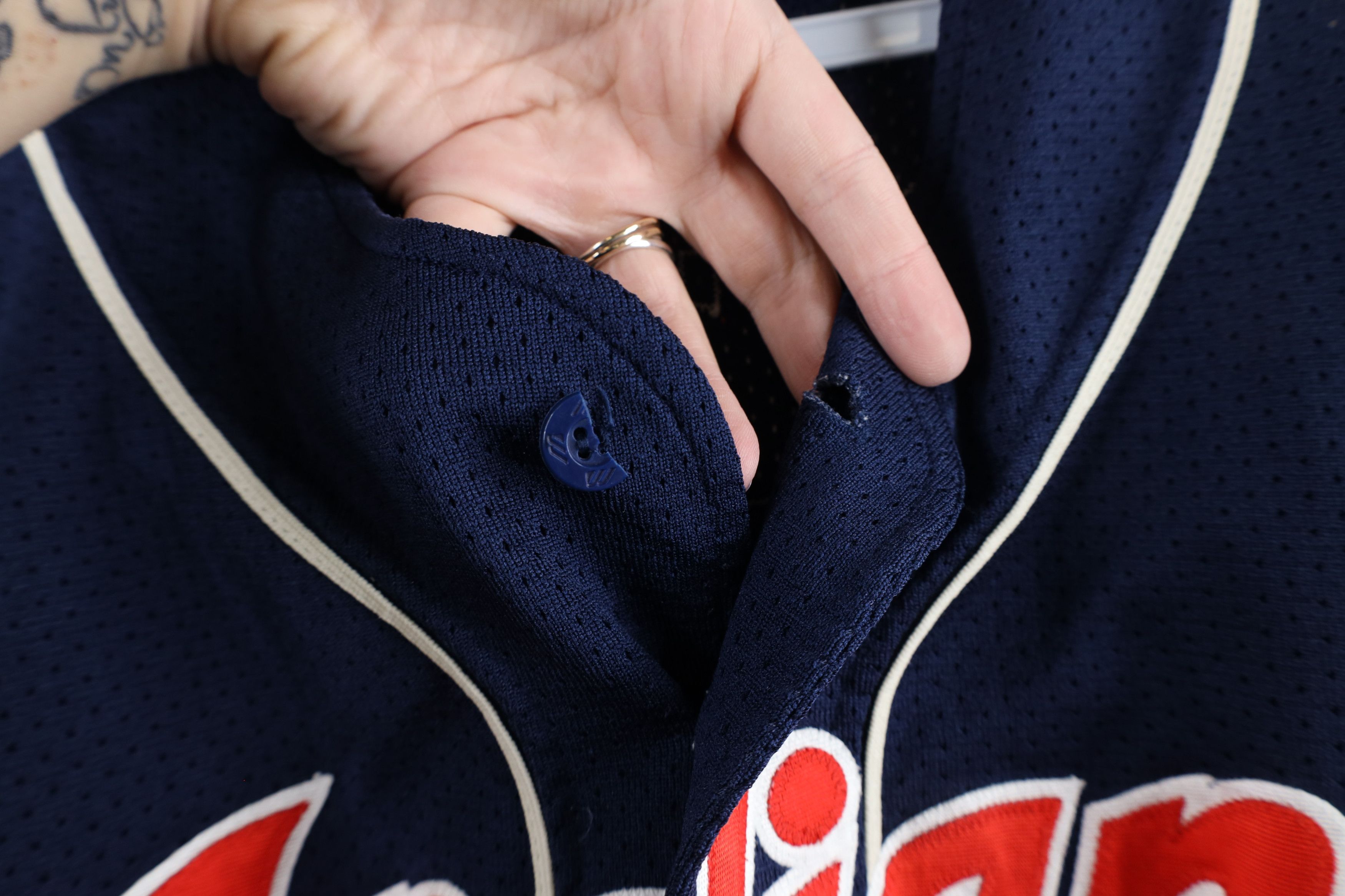 Mizuno × Vintage Vintage 90s Mizuno Cleveland Indians Baseball Jersey Blue #9 Size US S / EU 44-46 / 1 - 8 Thumbnail