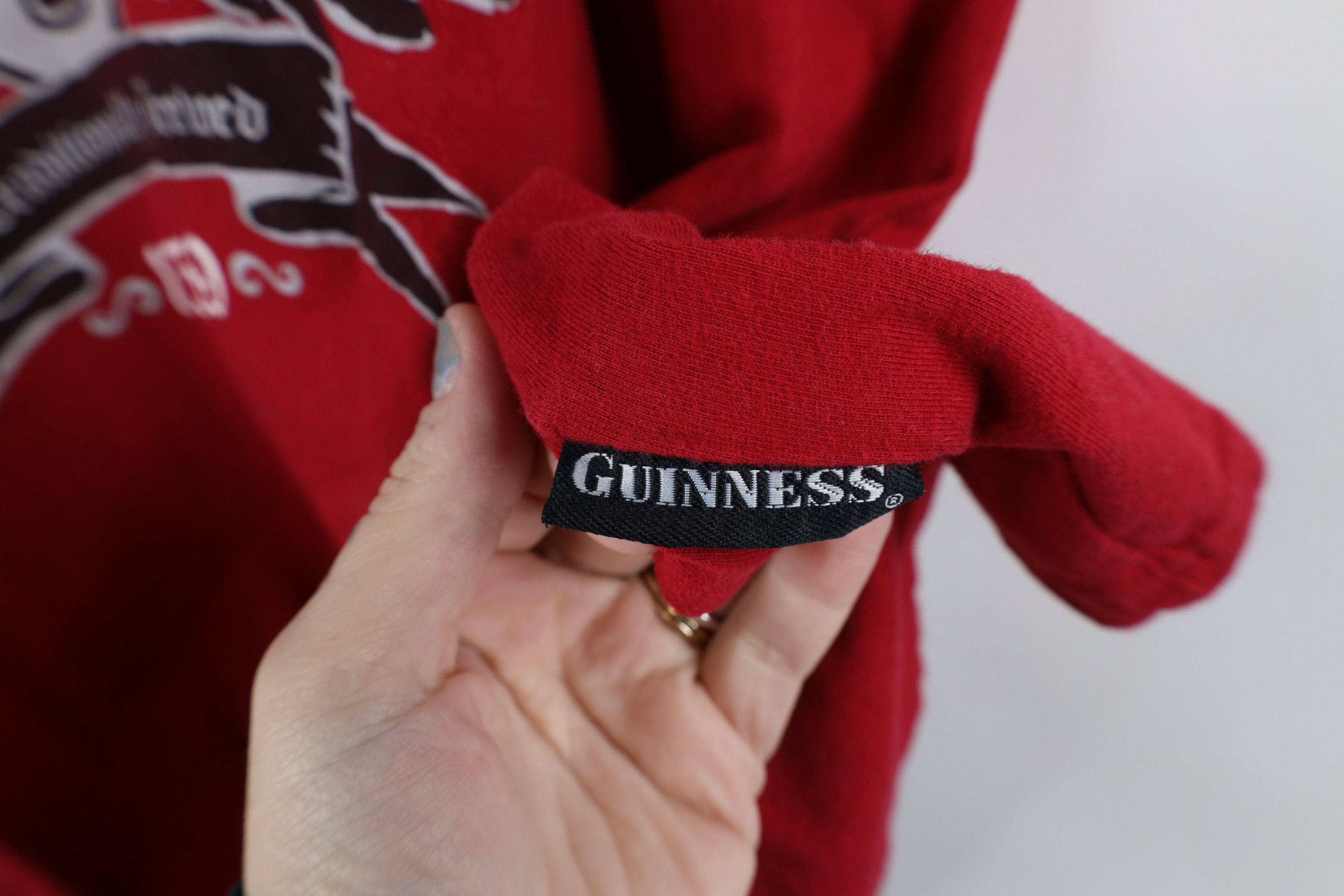 Vintage Vintage Guinness Beer Out Wings Short Sleeve T-Shirt Red Size US XL / EU 56 / 4 - 5 Thumbnail