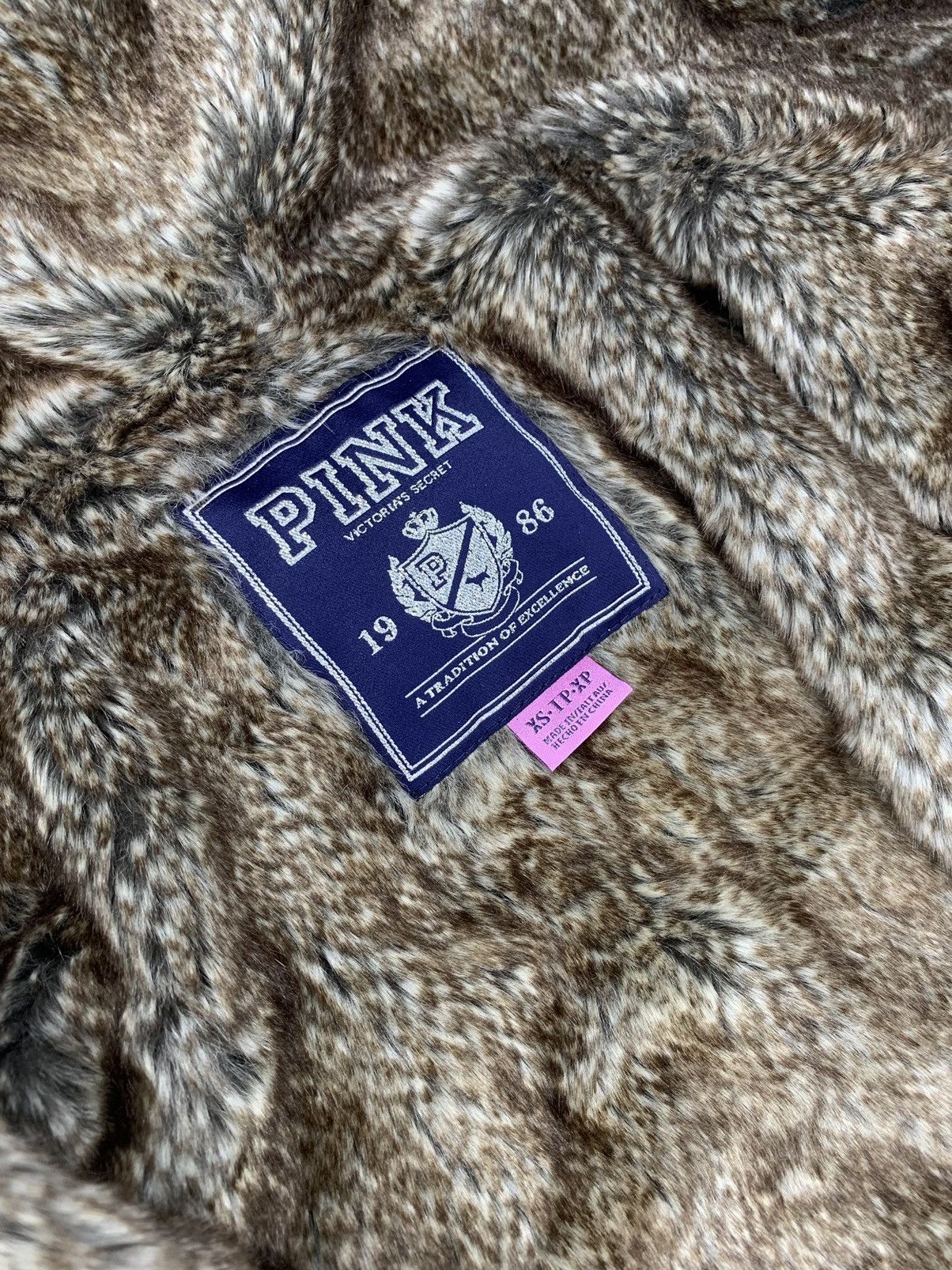 Japanese Brand Pink Faux Fur Zip Hood Yohji ifsixwasnine LGB goa styled Size US S / EU 44-46 / 1 - 5 Thumbnail