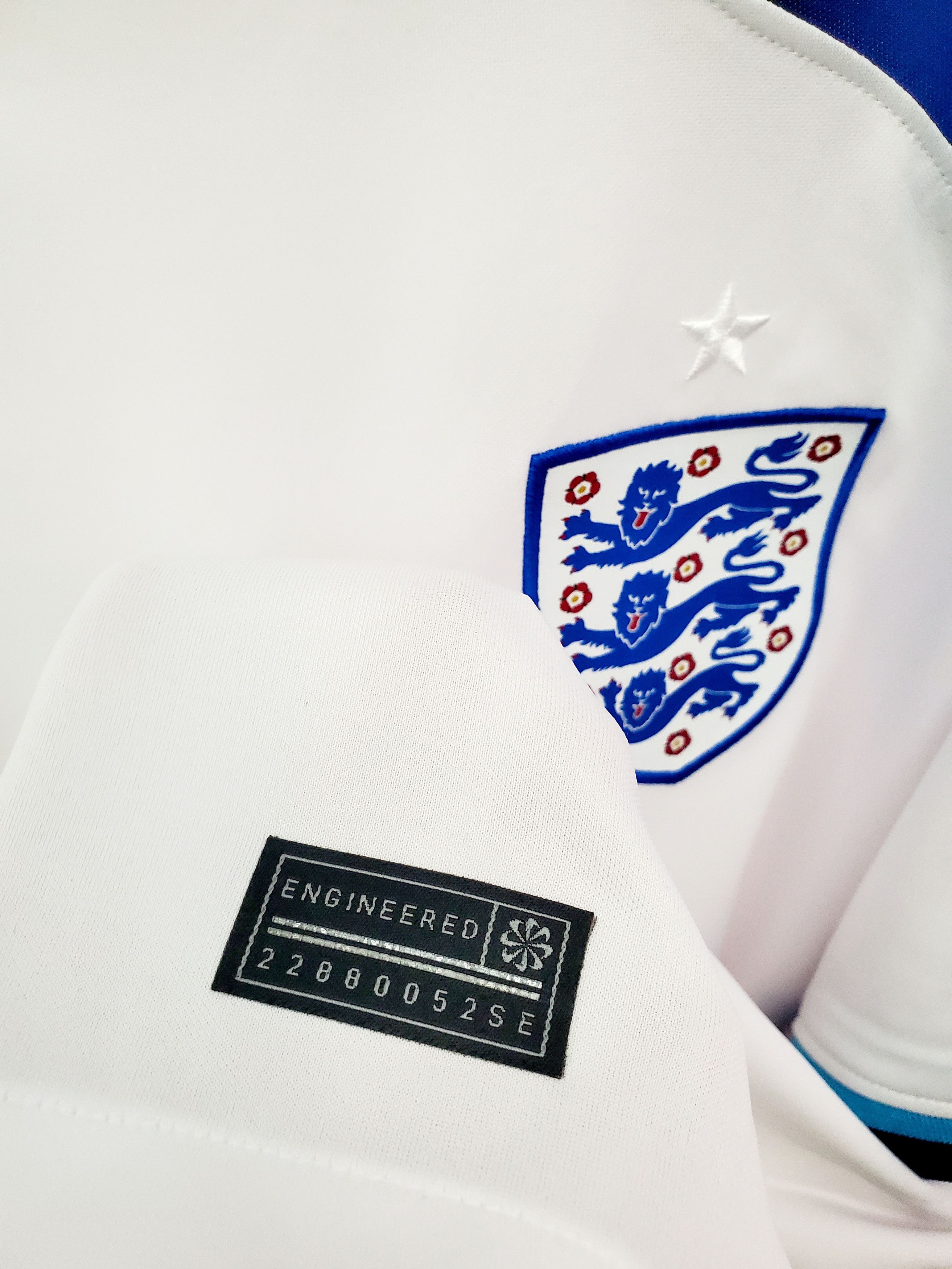 Nike ENGLAND 2022 HOME SOCCER JERSEY Perfect condition size XXL Size US XXL / EU 58 / 5 - 4 Thumbnail