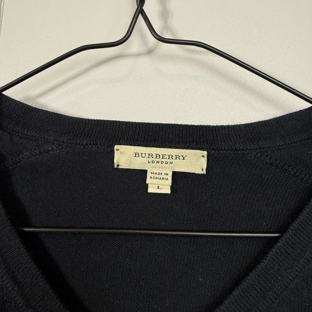 Burberry Vintage Burberry Sweater Nova Check Size US L / EU 52-54 / 3 - 3 Thumbnail