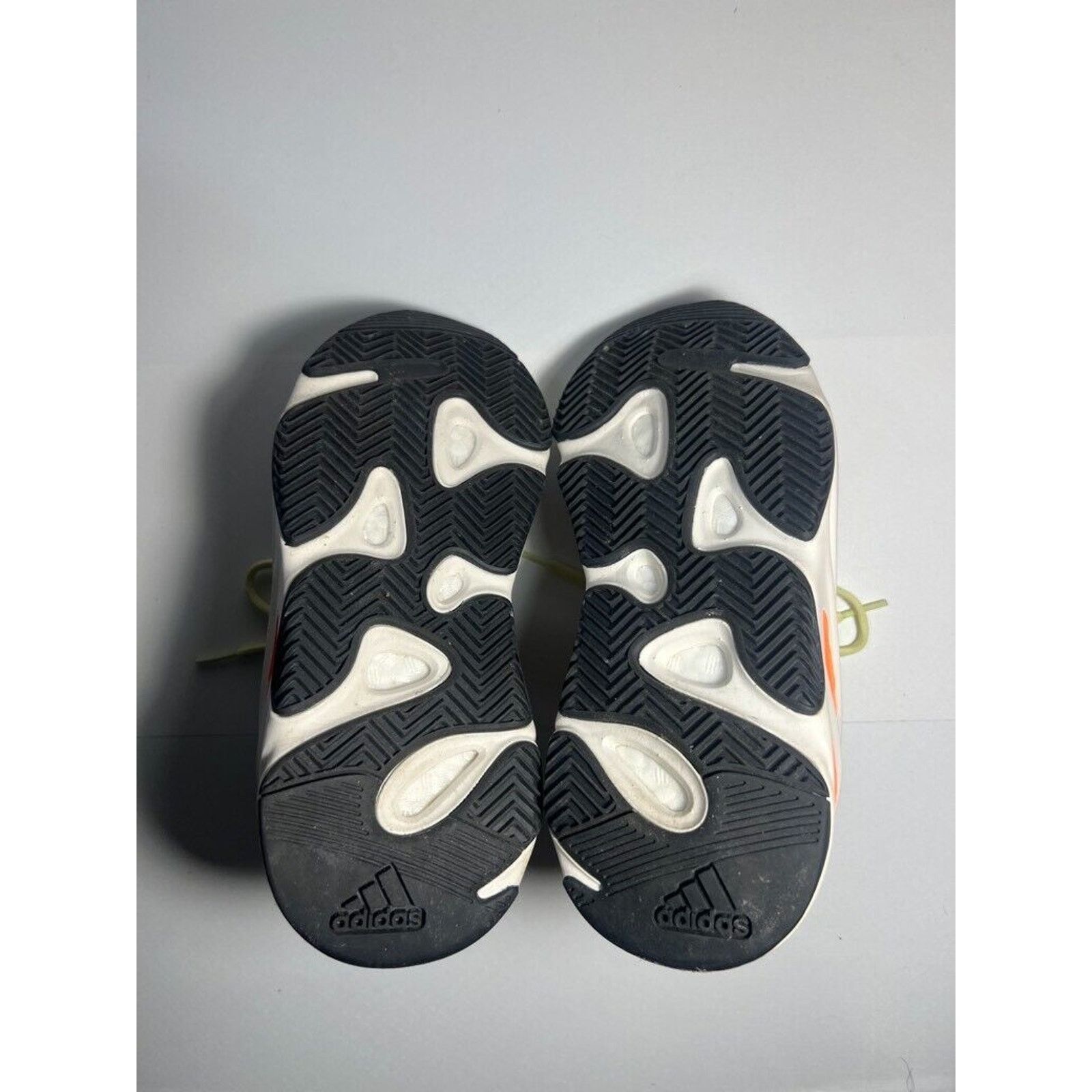 Adidas Size 4 - adidas Yeezy Boost 700 Low Wave Runner Size US 5 / EU 37 - 5 Thumbnail