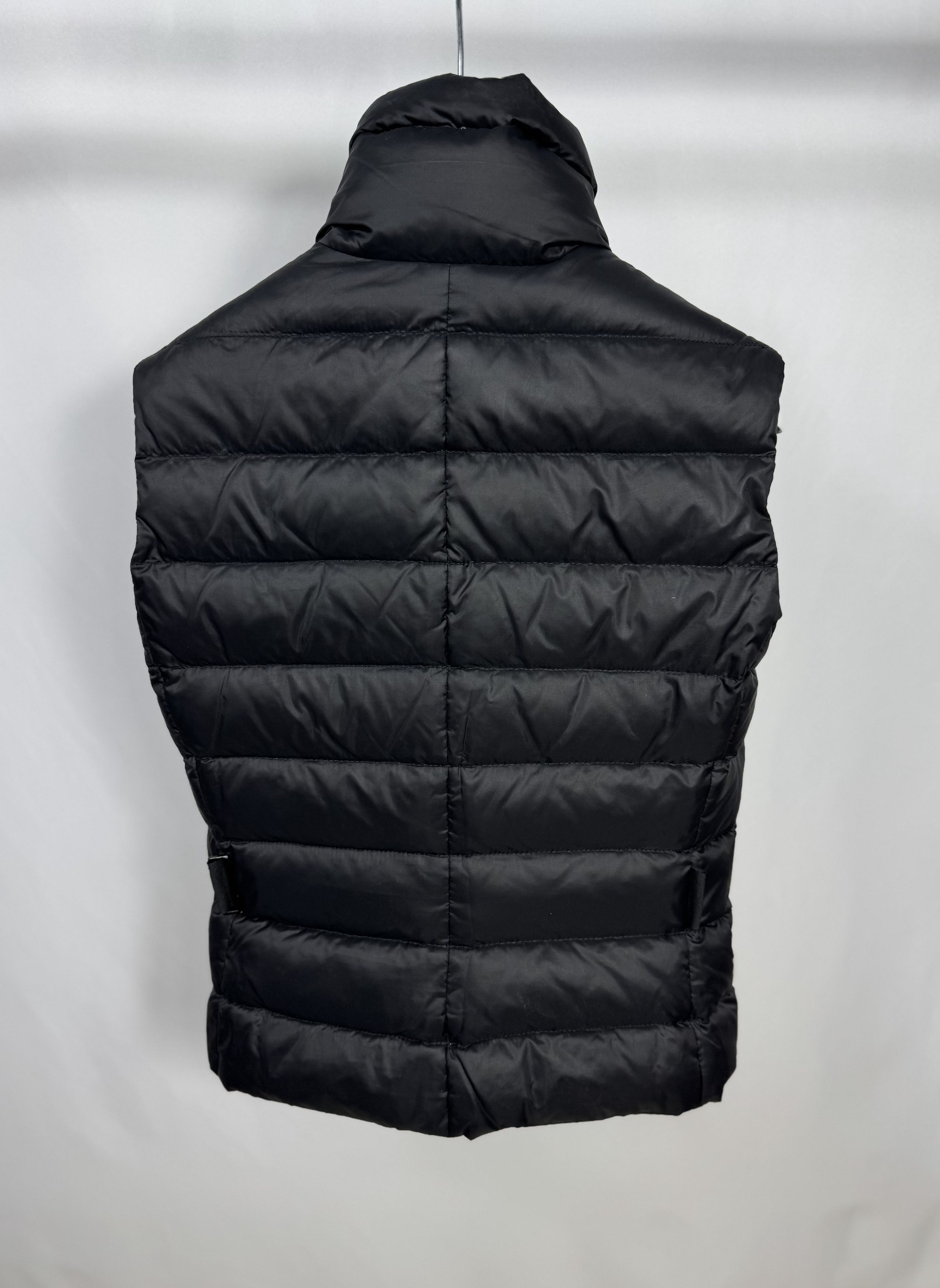 Moncler Moncler Gaelle Gilet Size M / US 6-8 / IT 42-44 - 3 Thumbnail