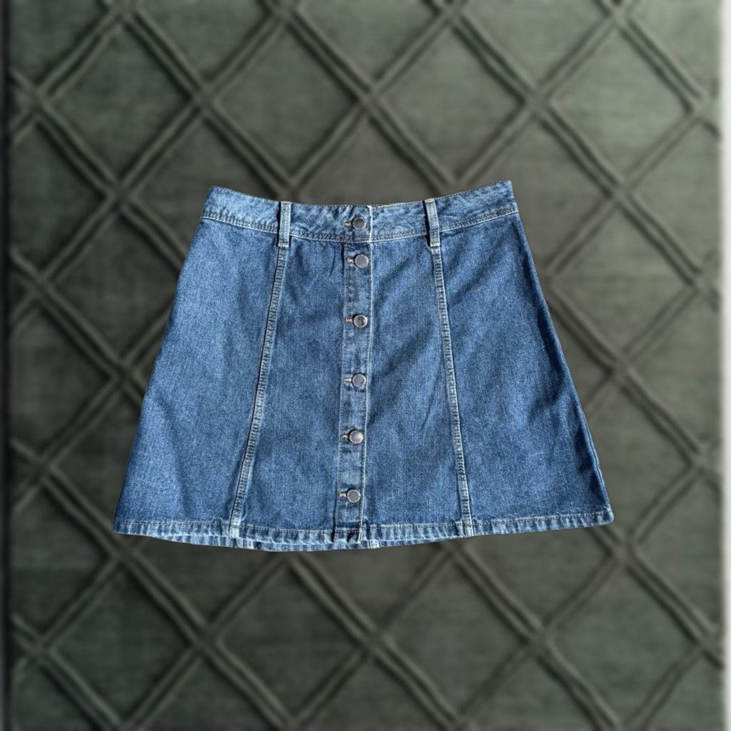H&M H&M Divided Denim Button Up Skirt Mini Short 8 Women Blue Skirt Size 8 Size 30" / US 8 / IT 44 - 1 Thumbnail