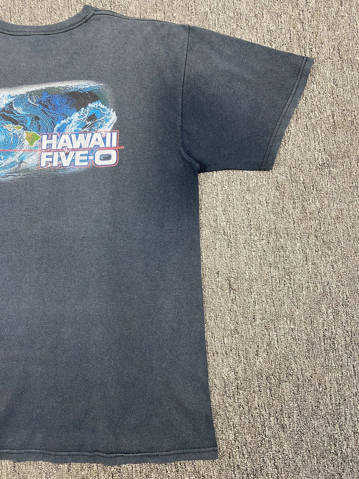 Other Hawaii Five O Sunfaded Tshirt Size US L / EU 52-54 / 3 - 9 Thumbnail