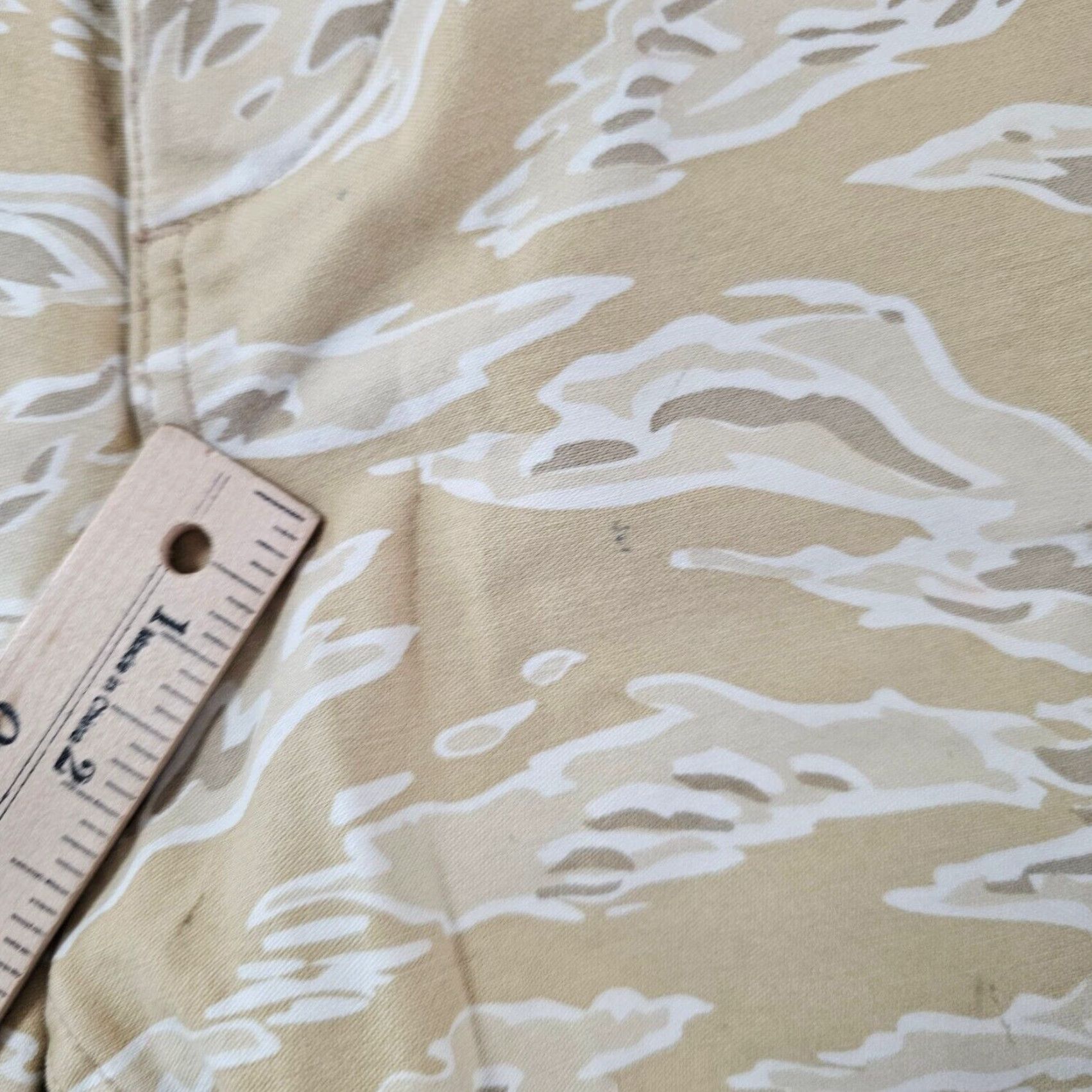 Undefeated UNDFTD Undefeated Mens Size 28 Cargo Shorts Camouflage Light Khaki Brown Cotton Vintage Embroidered Logo Cargo Pocket Casual Size US 28 / EU 44 - 3 Thumbnail
