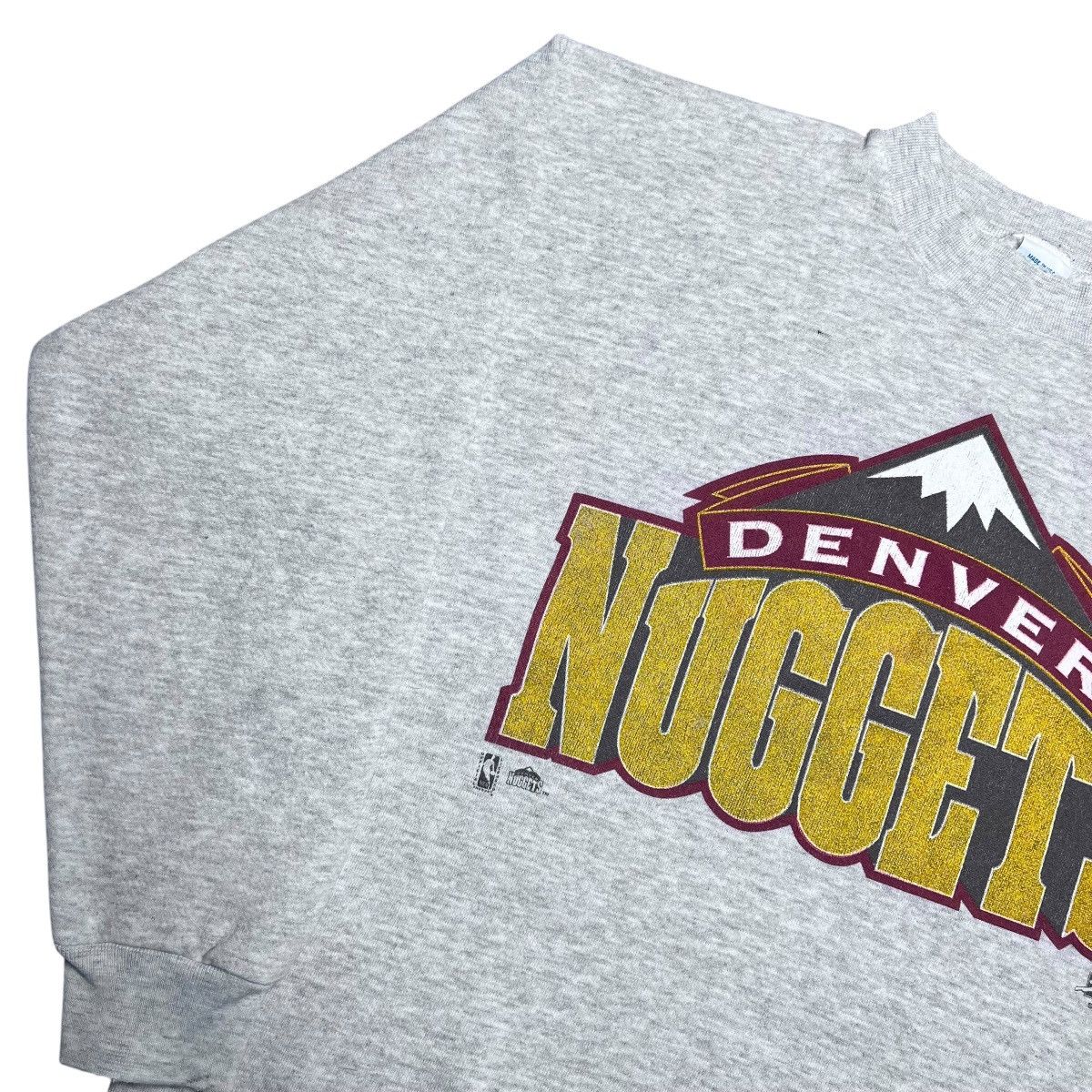 NBA × Salem Sportswear × Vintage 1990s NBA Denver Nuggets Logo Salem Sportswear Sweatshirt Size US L / EU 52-54 / 3 - 16 Thumbnail