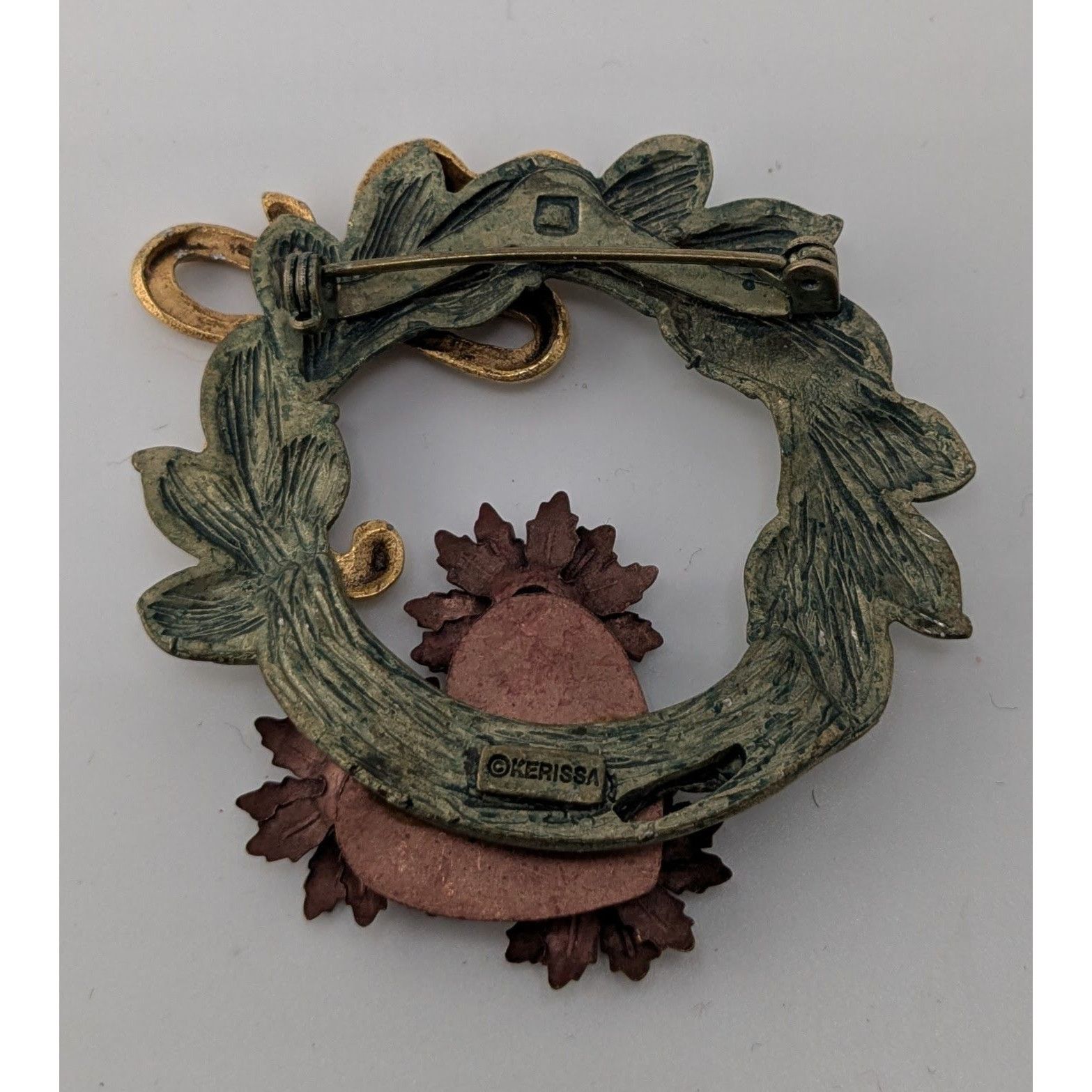 Other Vintage Karissa Cottagecore Wreath Brooch With Gold Tone Bow Size ONE SIZE - 6 Thumbnail
