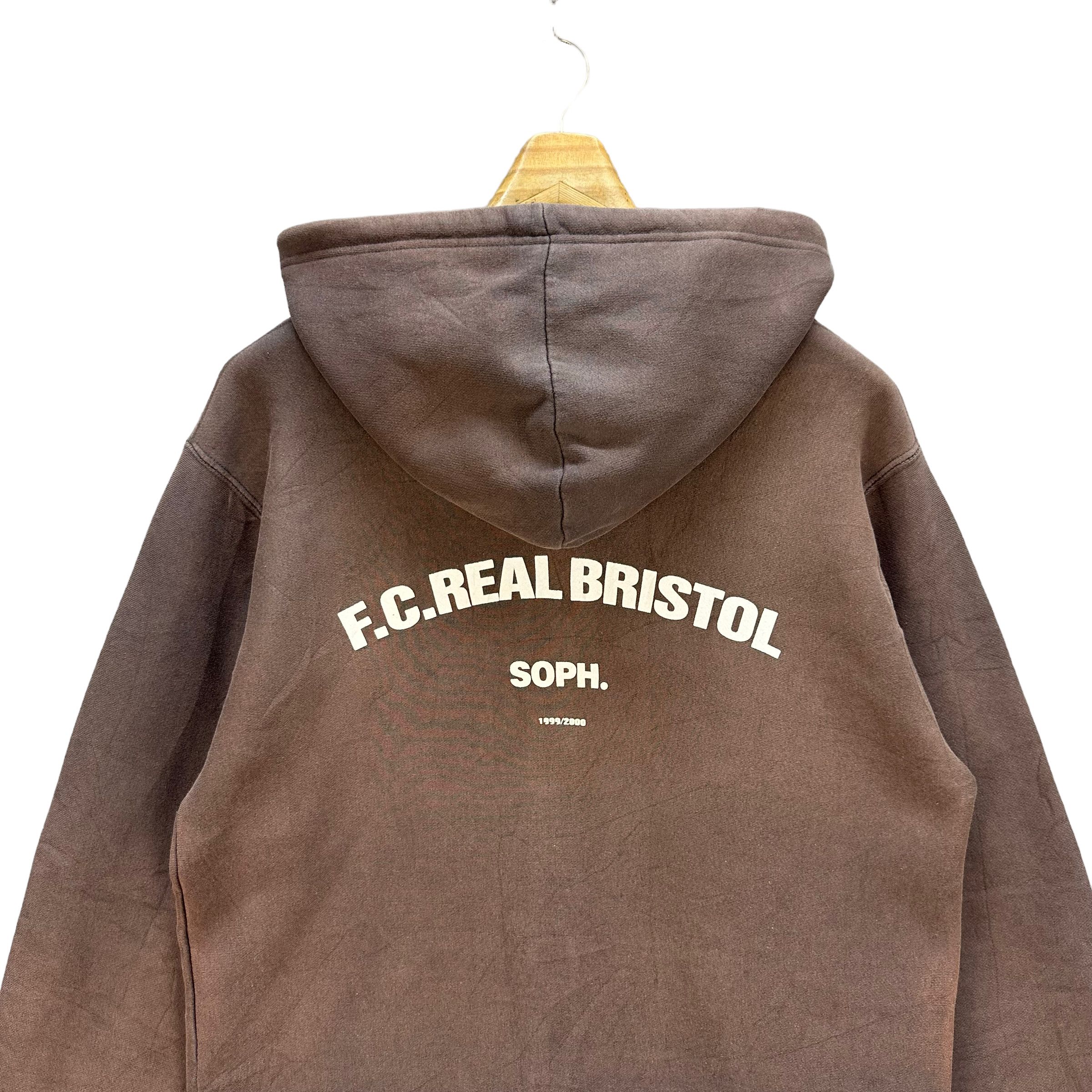Japanese Brand TRASHED🔥 FC REAL BRISTOL 1999/2000 SOPH HOODIES #7980-194 Size US M / EU 48-50 / 2 - 14 Thumbnail