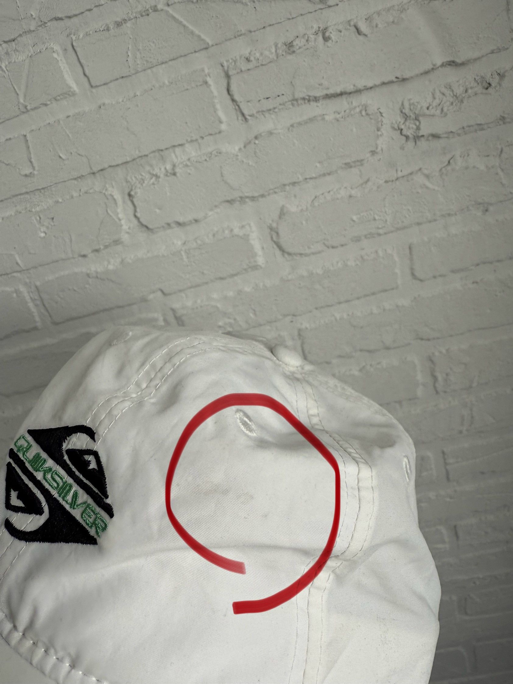 Quiksilver Quiksilver vintage embroidered logo white cap Size ONE SIZE - 6 Thumbnail