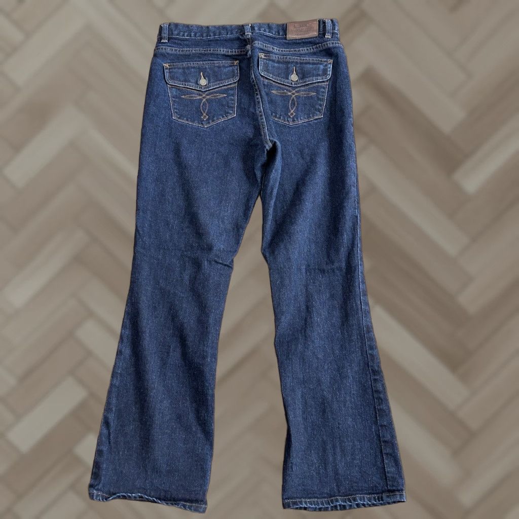 Denime LRL Lauren Jeans Ralph Lauren Jeans Bootcut Women’s Dark Washed Blue Mid Rise 8 Stretch Pockets 5-Pocket Denim Cotton Spandex Regular Fit Shirt? Size 30" / US 8 / IT 44 - 1 Thumbnail