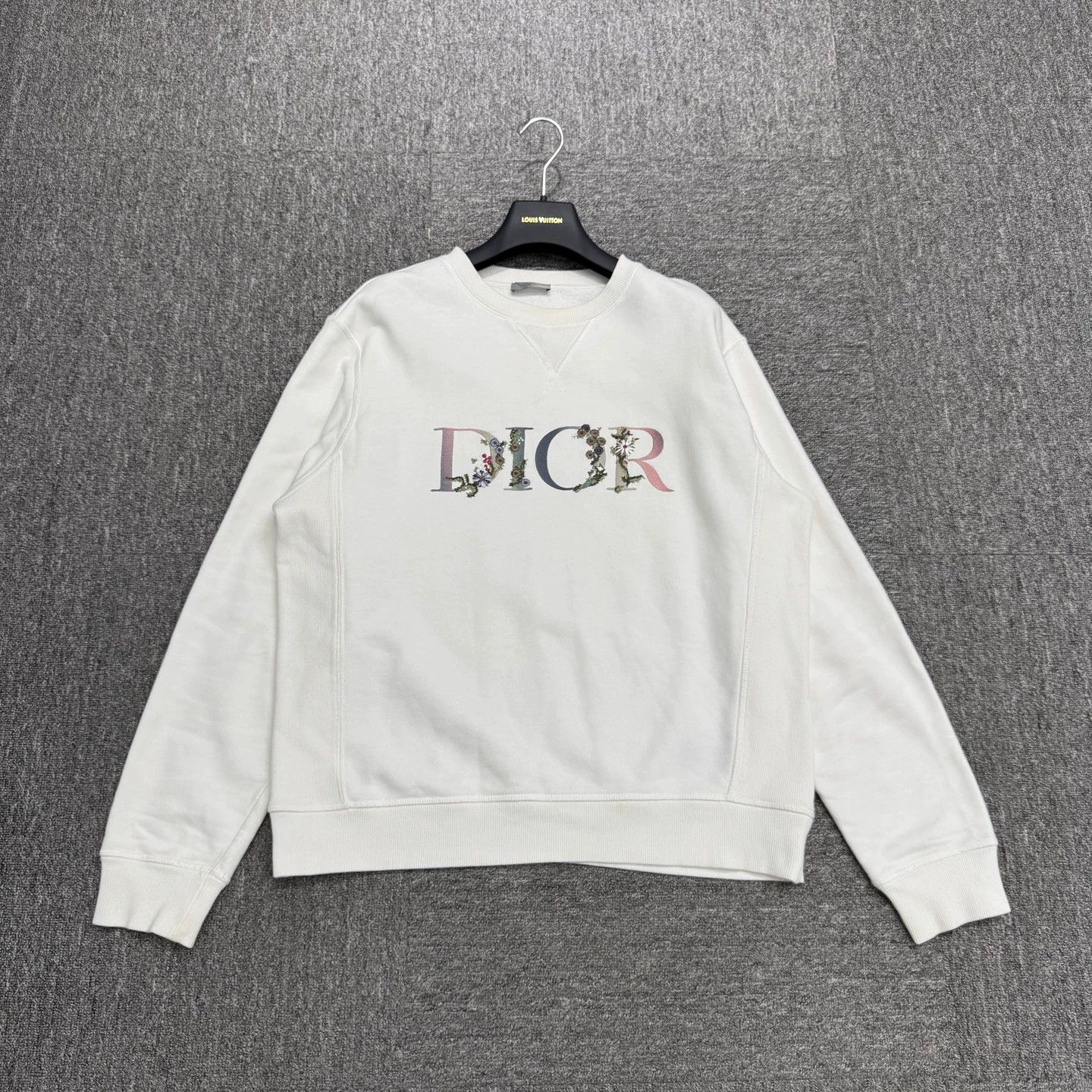 Dior Dior Floral Embroidered Sweatshirt M Size US M / EU 48-50 / 2 - 1 Thumbnail