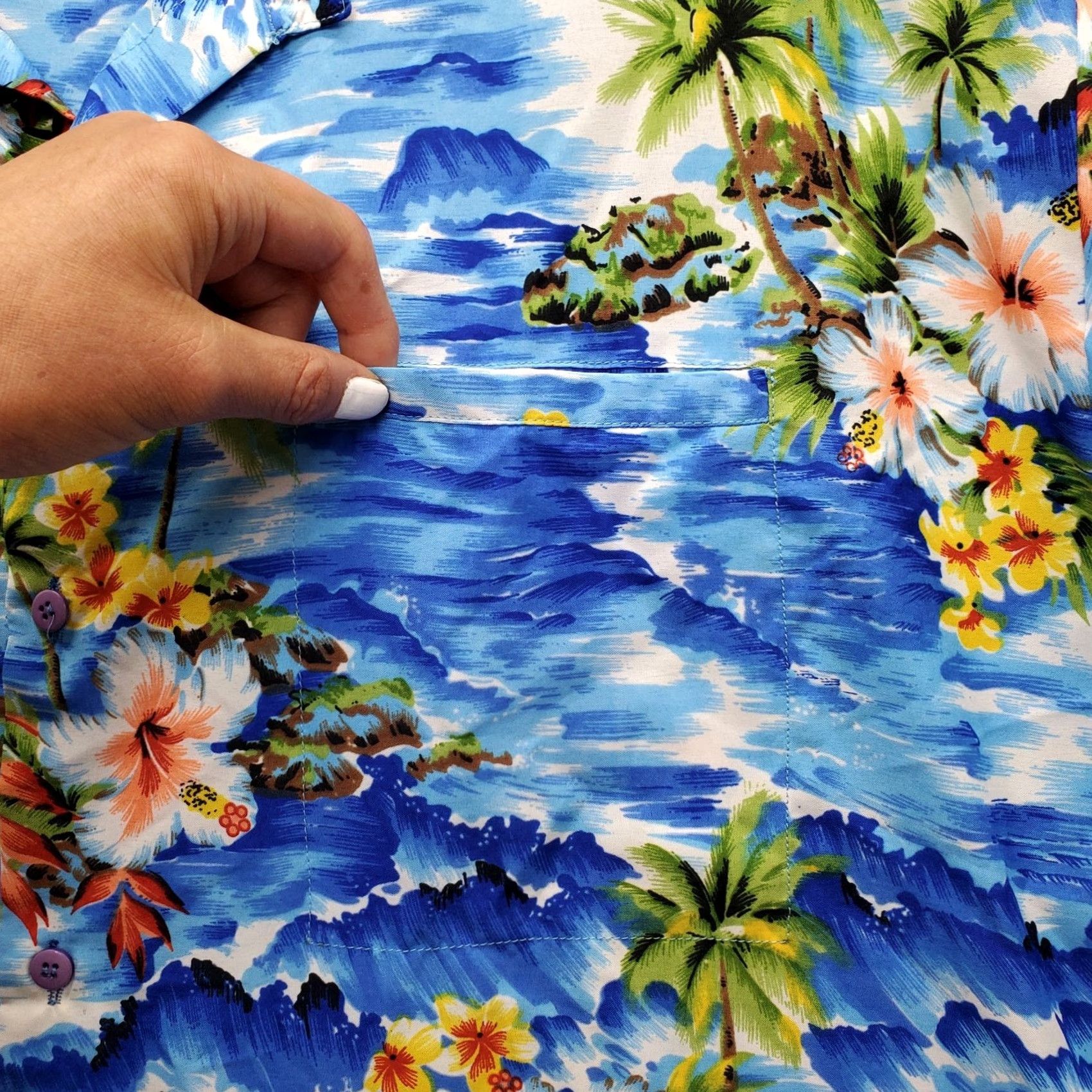 Vintage Magics Hawaiian Shirt Mens XL Multi Tropical Print Short Sleeve Button-Up EUC Size US XL / EU 56 / 4 - 8 Thumbnail