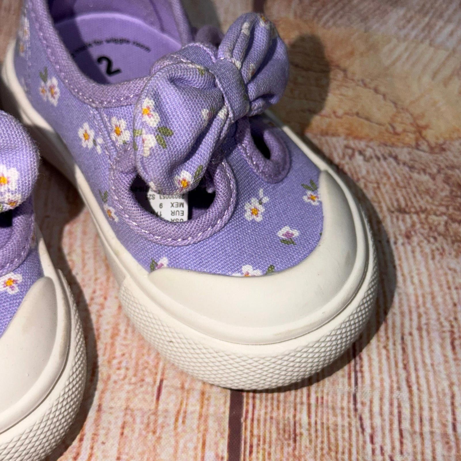 Other Wonder Nation Toddler Girls' Purple Floral Shoes Size 2 Size US 4 / IT 34 - 3 Thumbnail