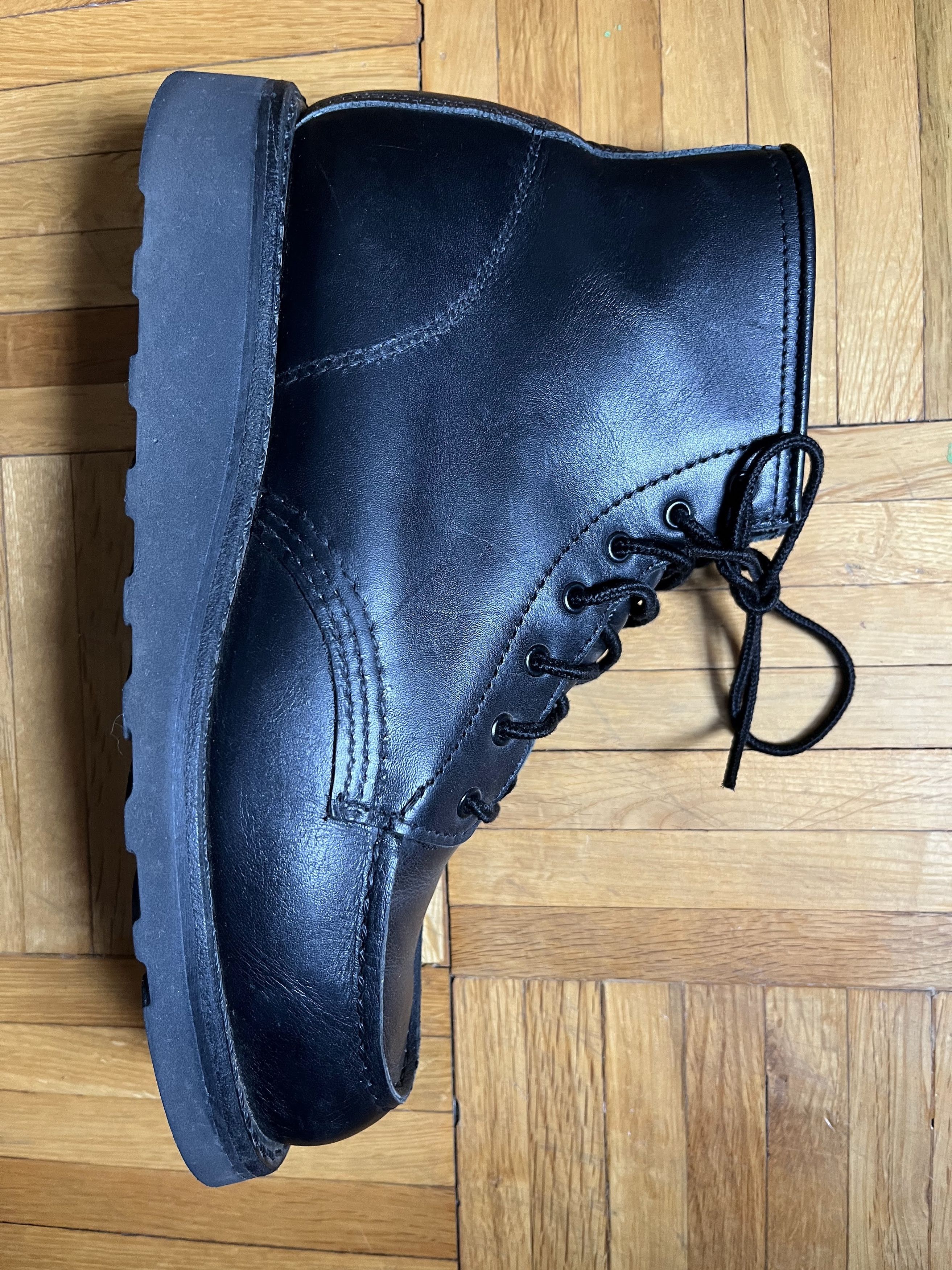 Red Wing Heritage 3380, 6-inch Classic Moc Size US 7 / IT 37 - 7 Thumbnail