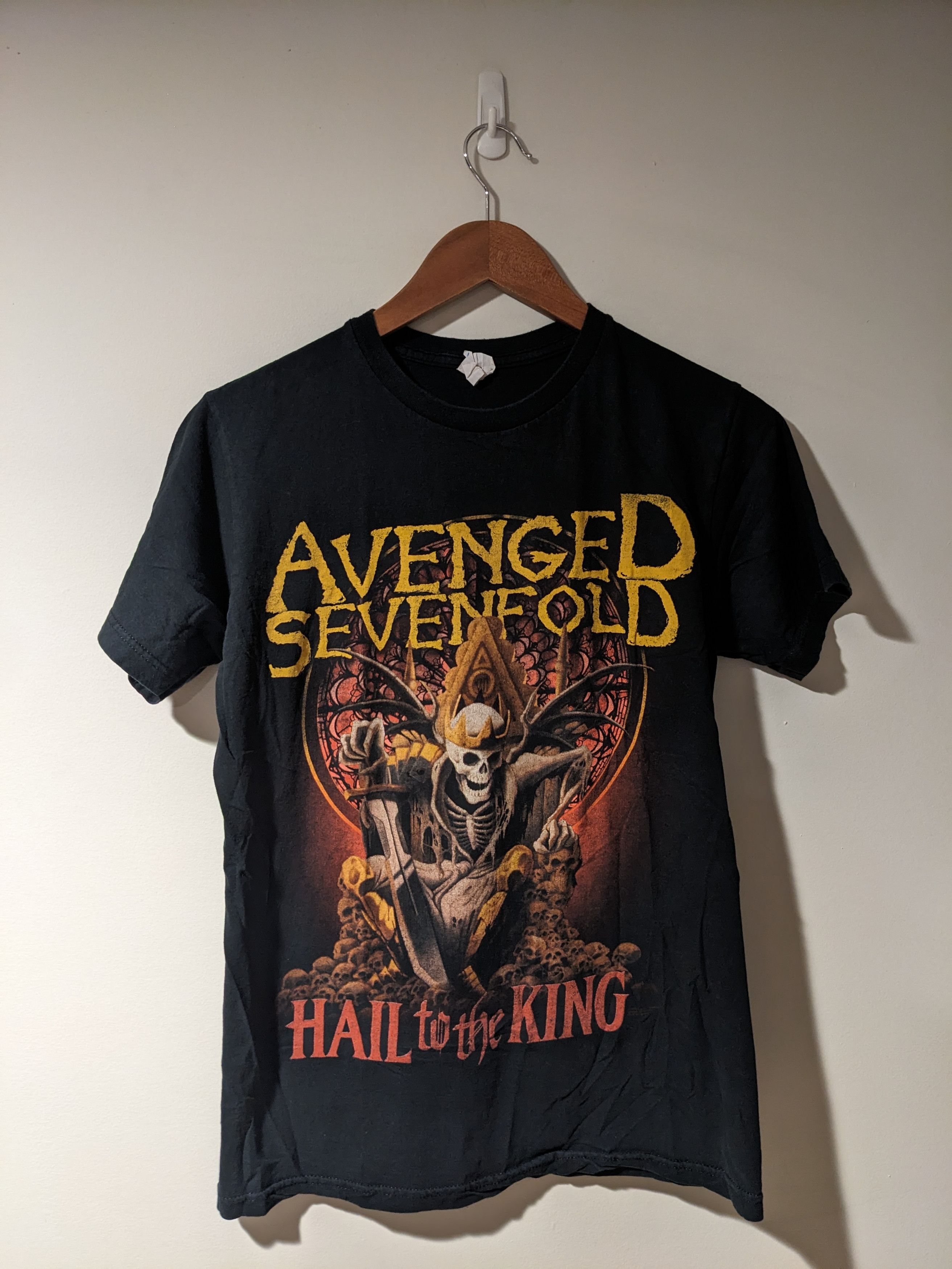 Band Tees × Hot Topic × Vintage Vintage 2013 Avenged Sevenfold Hail to the King Band T-Shirt Size US M / EU 48-50 / 2 - 1 Thumbnail