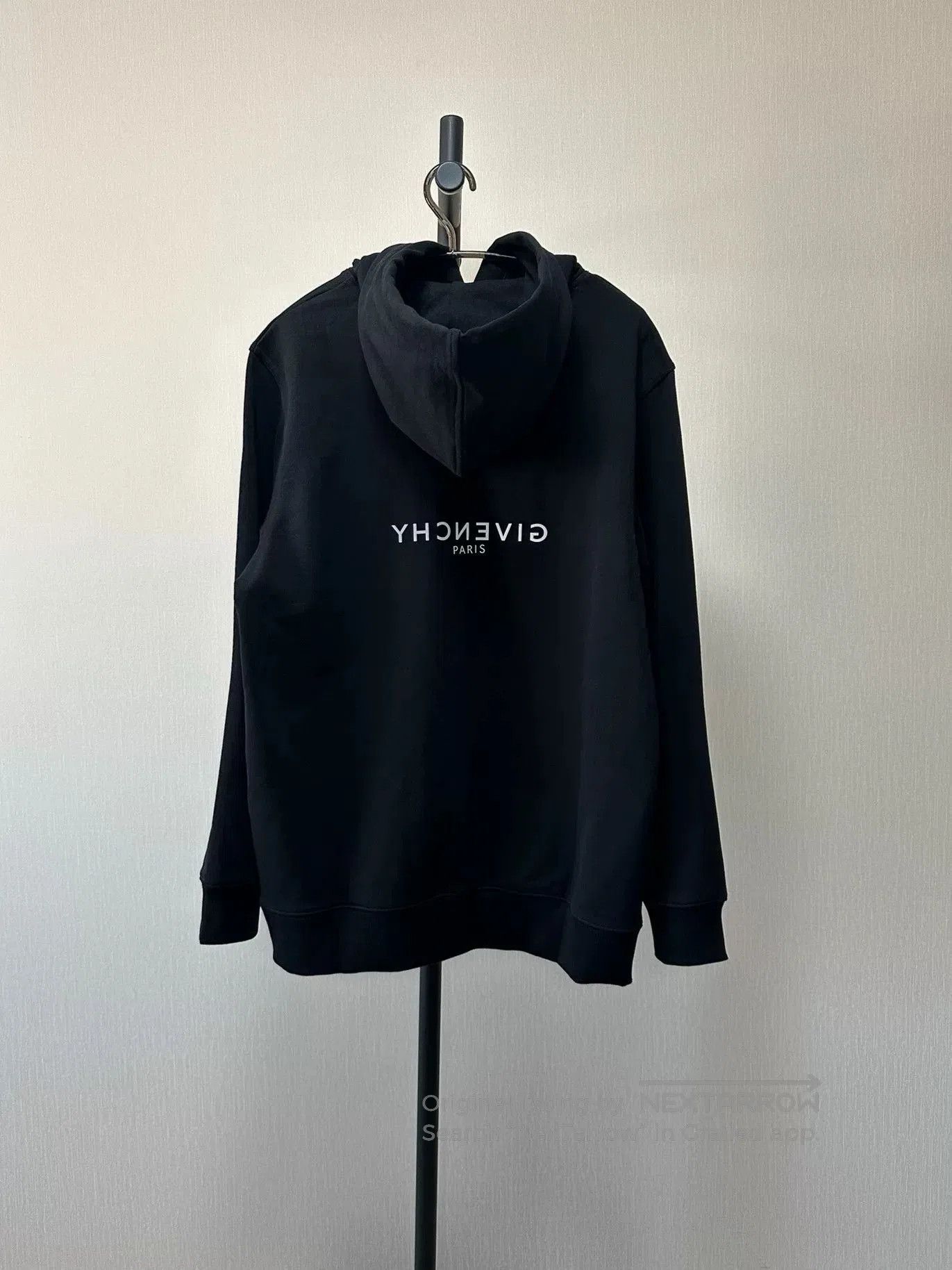 Givenchy Givenchy Black Hoodie XL. Size US XL / EU 56 / 4 - 2 Thumbnail