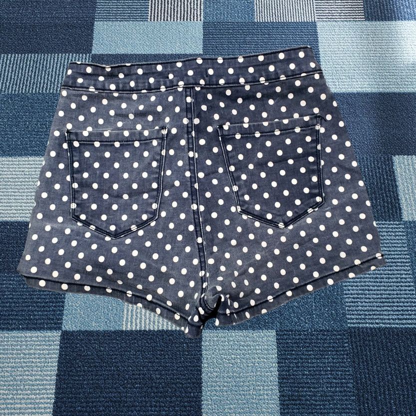Forever 21 FOREVER 21 Shorts Womens 26 Blue Polka Dot Flat Front High Rise Casual Hot Pants Size 42" / US 20 - 1 Thumbnail