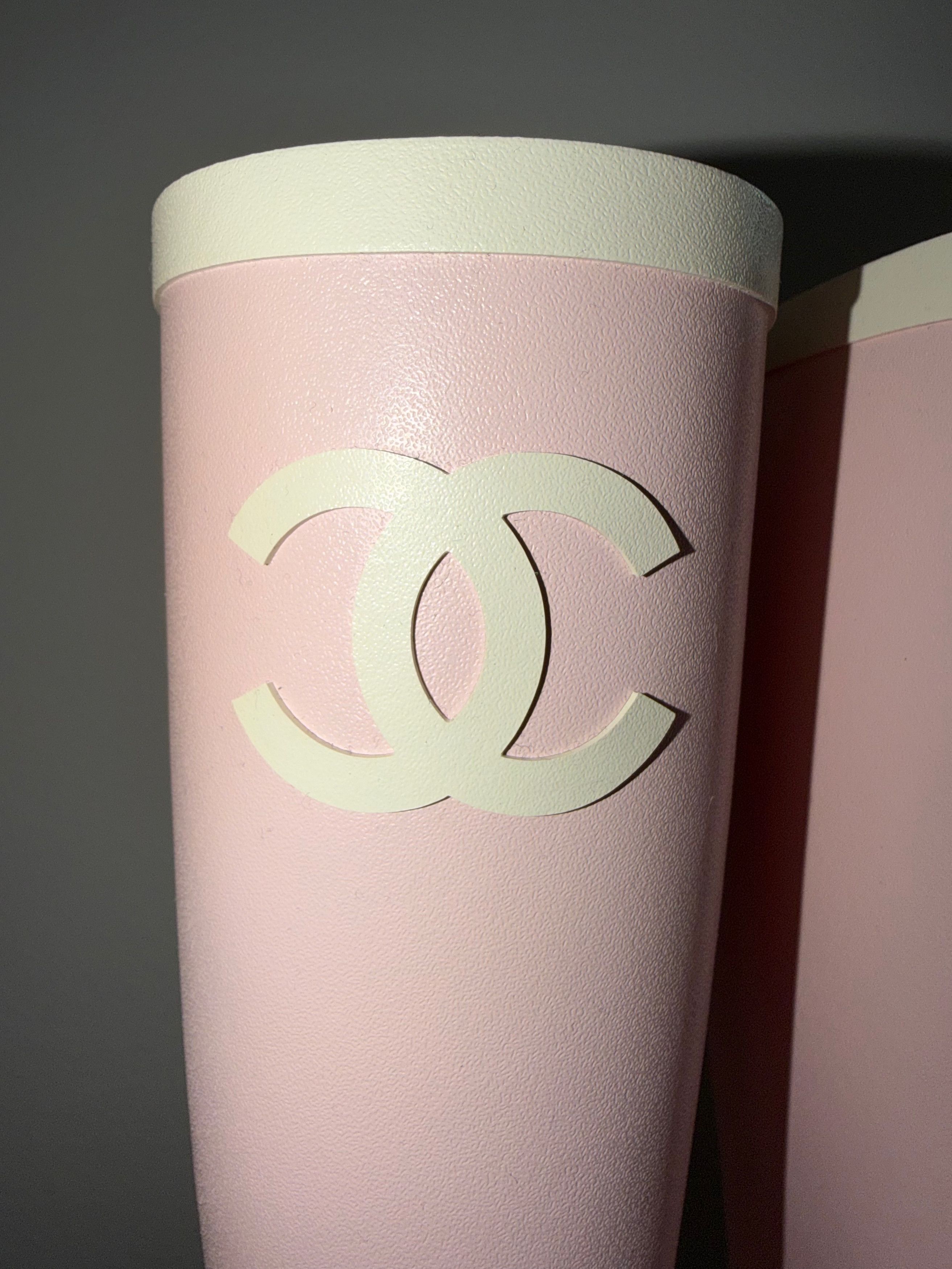 Chanel Chanel 26C White CC Logo High Pull On Rubber Rain Boots 39 Size US 9 / IT 39 - 17 Thumbnail