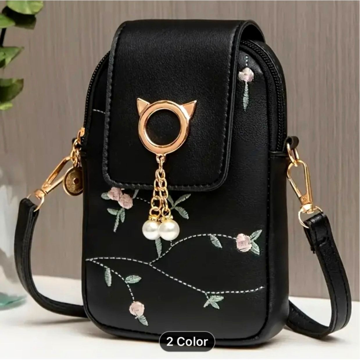 Other Embroidered Cat Crossbody Phone Bag Magnetic Closing Black Size ONE SIZE - 5 Thumbnail