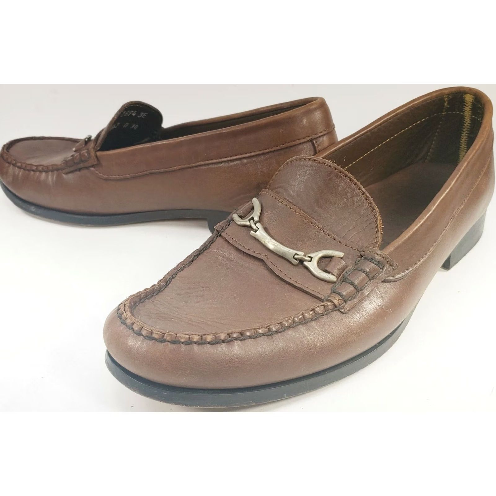Vintage HITCHCOCK Extra Wide Men's Brown Leather Loafer Silver Horse Bit Size 8 EEE Casual Size US 6 / EU 39 - 2 Thumbnail
