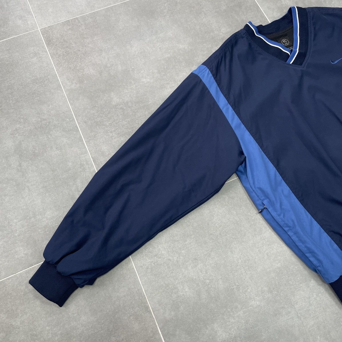 Nike × Vintage Vintage Nike Golf Sweatshirt Size M Size US M / EU 48-50 / 2 - 3 Thumbnail
