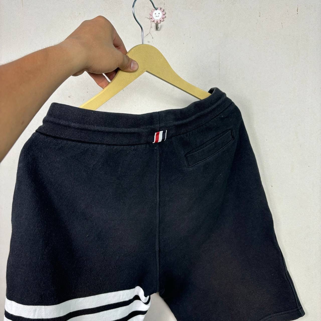 Thom Browne Thom Browne 4-Bar Stripe Loopback Sweat Shorts Black Size 3 Size US 30 / EU 46 - 5 Thumbnail