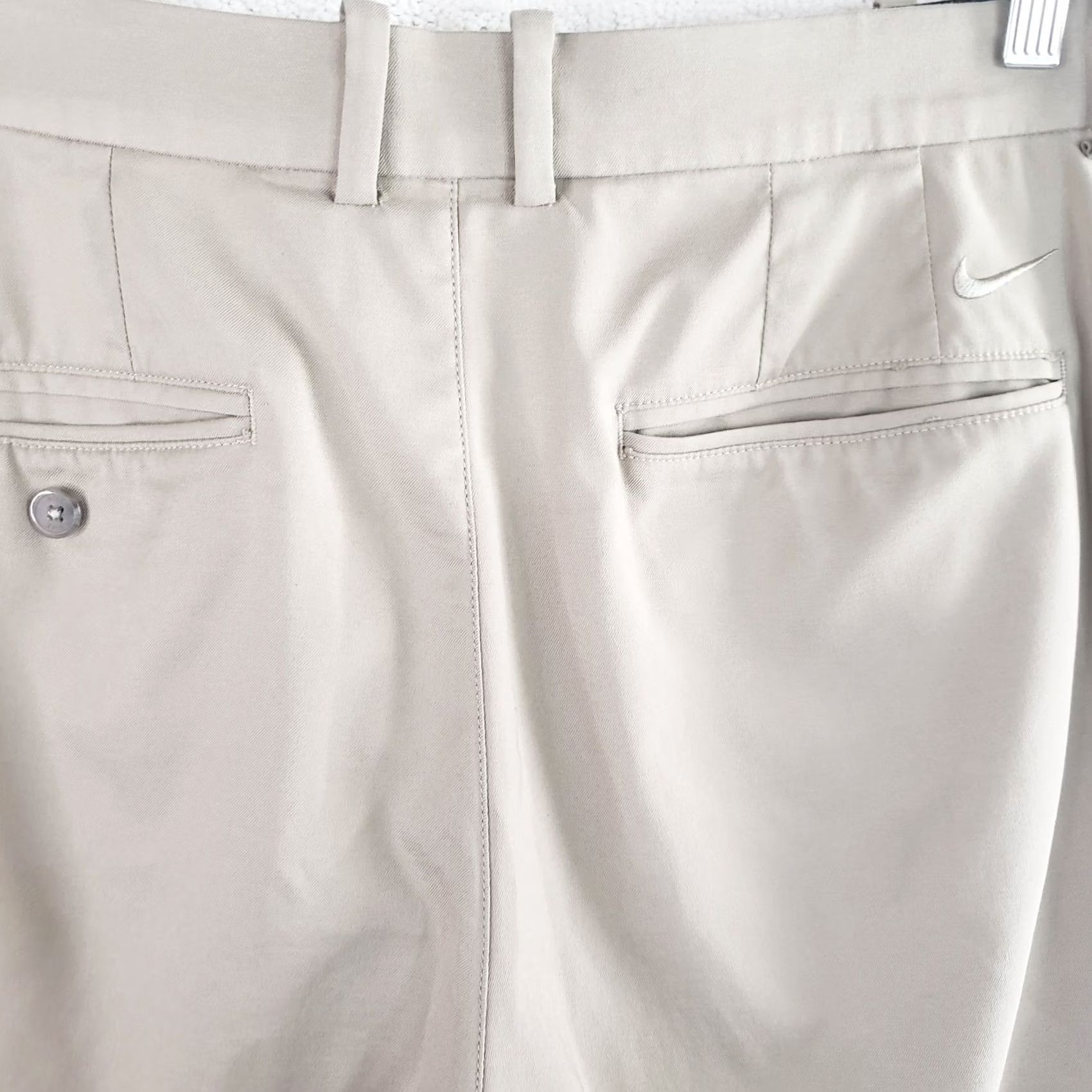 Nike Nike Dri-fit Shorts Mens 36x10 Khaki Tan Golf Performance Stretch Standard Fit Size US 36 / EU 52 - 7 Thumbnail