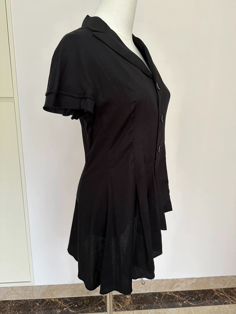 Yohji Yamamoto Yohji Yamamoto size 1 Black asymmetric wavy pleated short Size S / US 4 / IT 40 - 4 Thumbnail