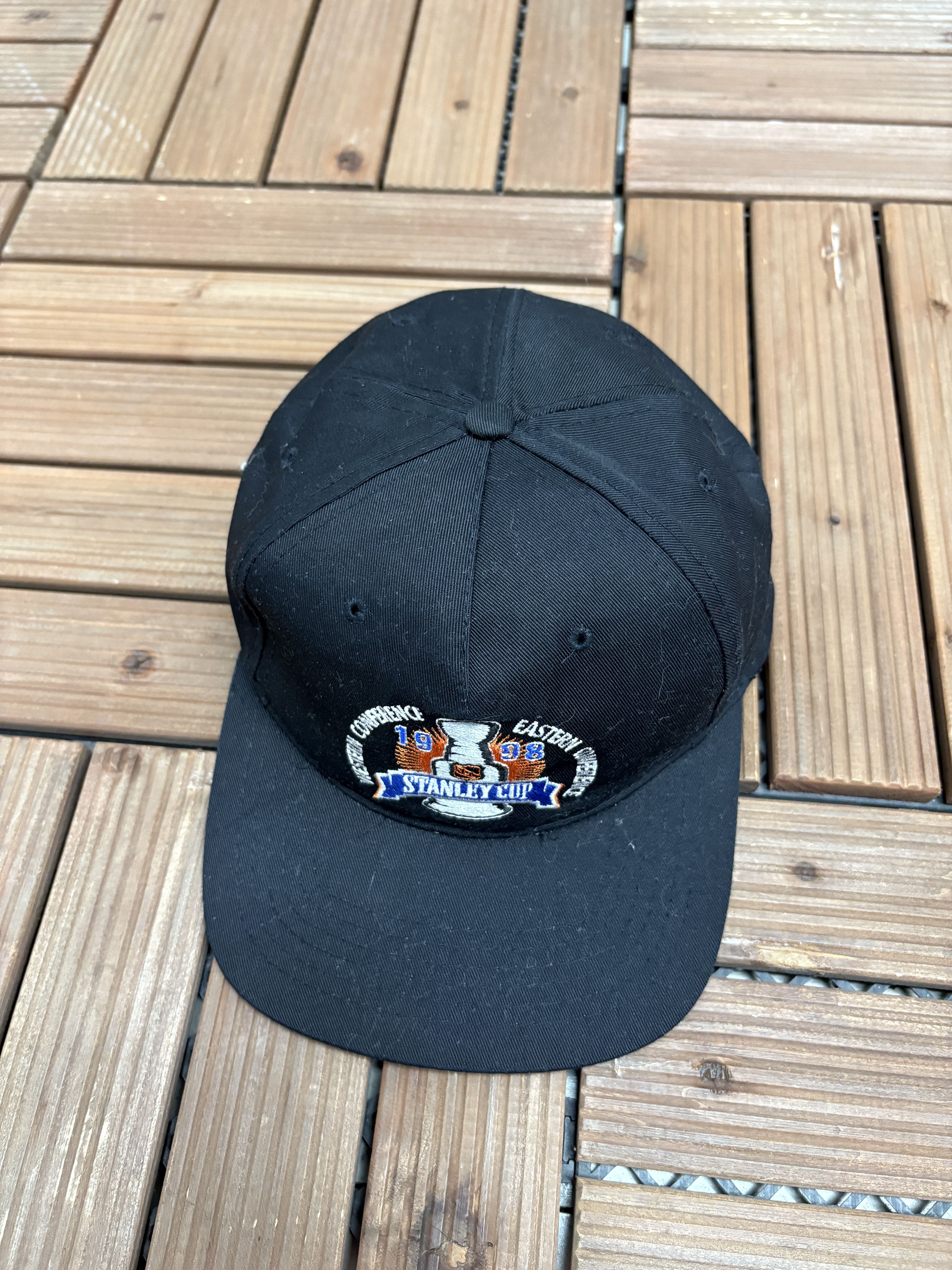 Vintage Stanley Cup 1998 Vintage Black Hat Cap Size ONE SIZE - 1 Thumbnail