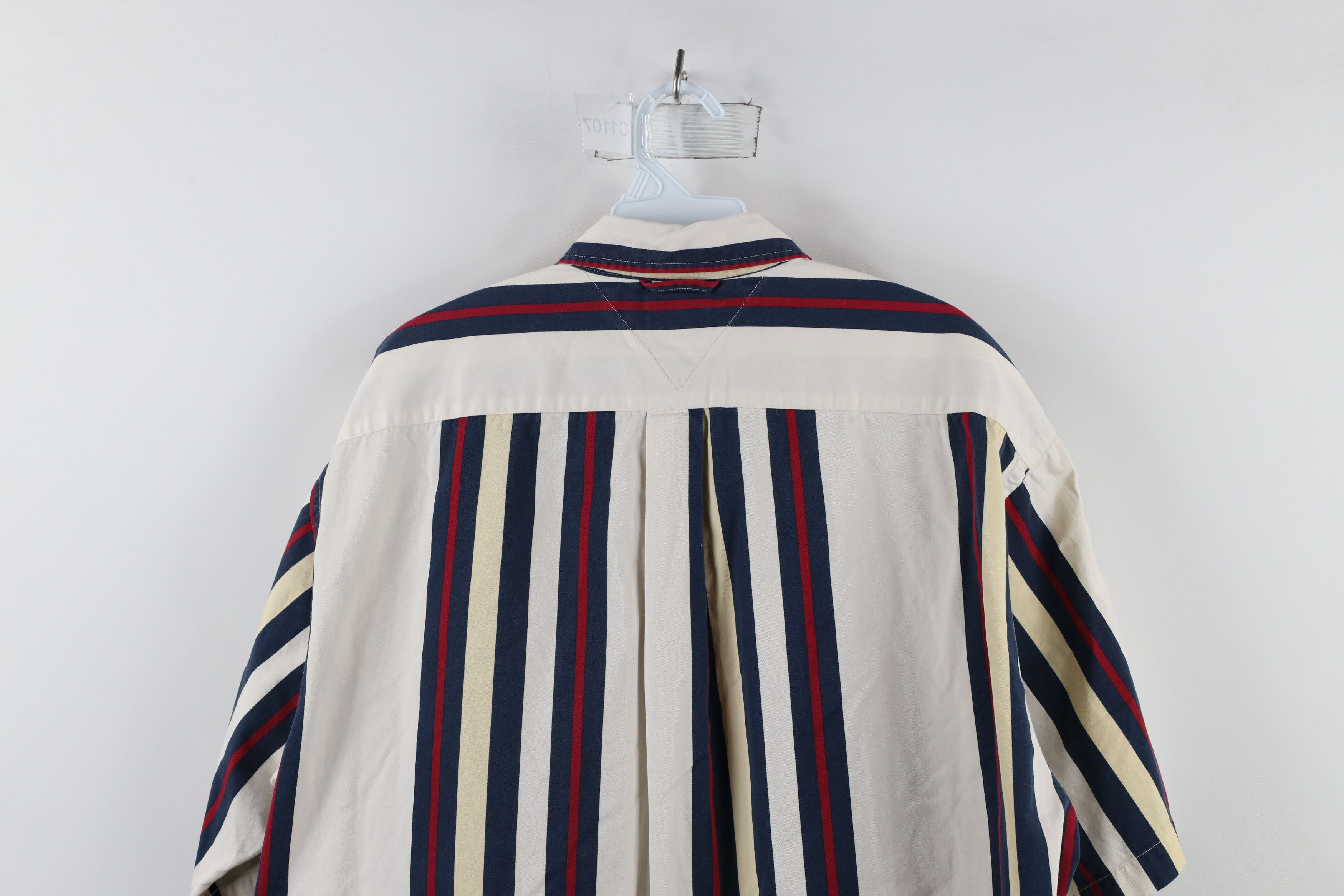Tommy Hilfiger × Vintage Vintage 90s Tommy Hilfiger Short Sleeve Button Down Shirt Size US L / EU 52-54 / 3 - 11 Thumbnail