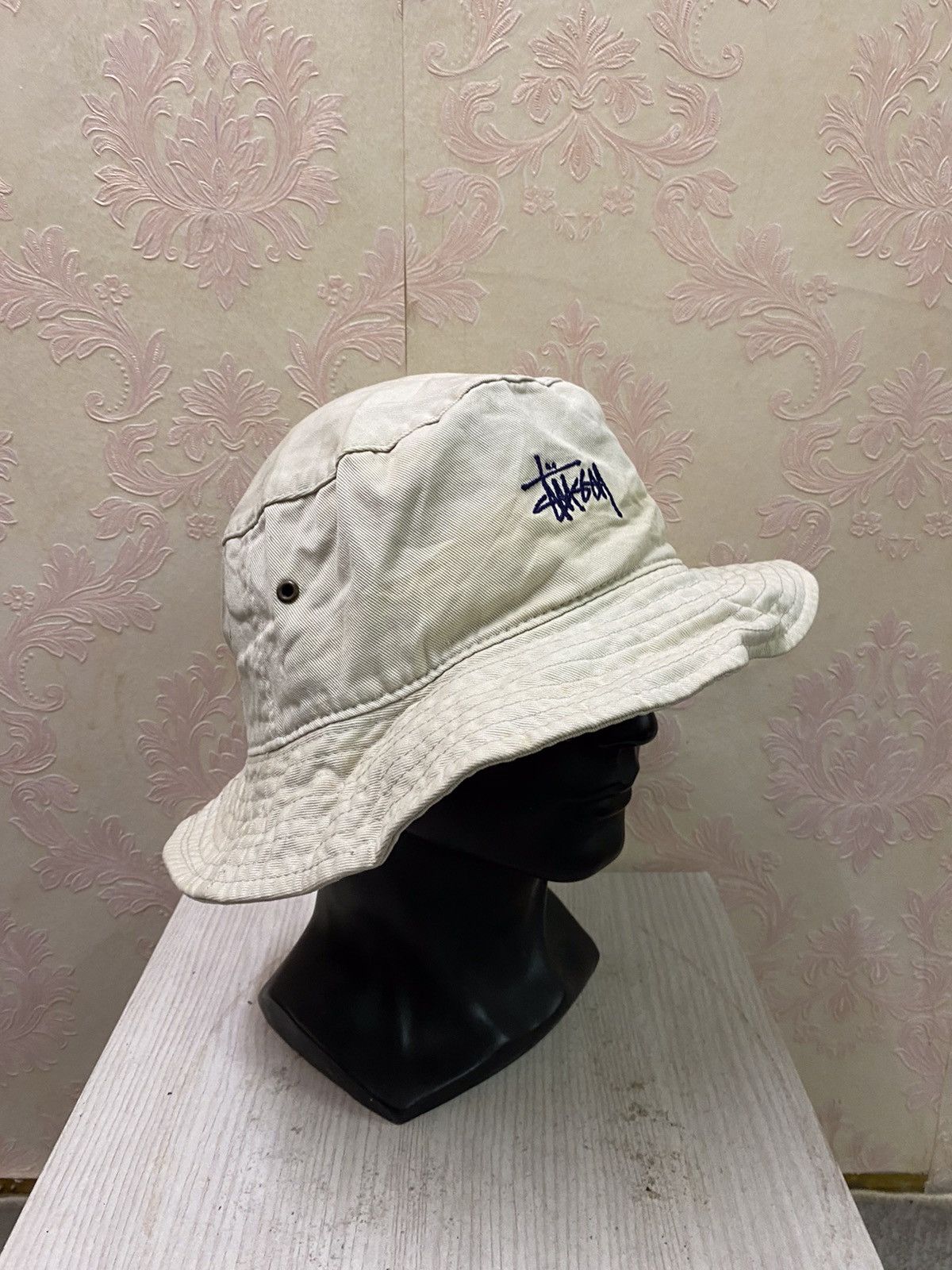 Stussy × Vintage Vintage Stussy Small Logo Bucket Hat Size ONE SIZE - 3 Thumbnail